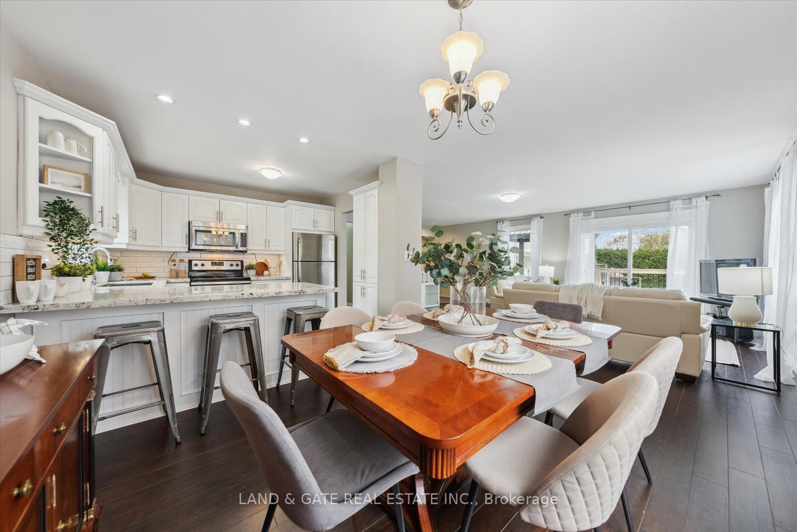 Photo 14 of 1038 Exeter Street, Oshawa, Centennial — HOMEH