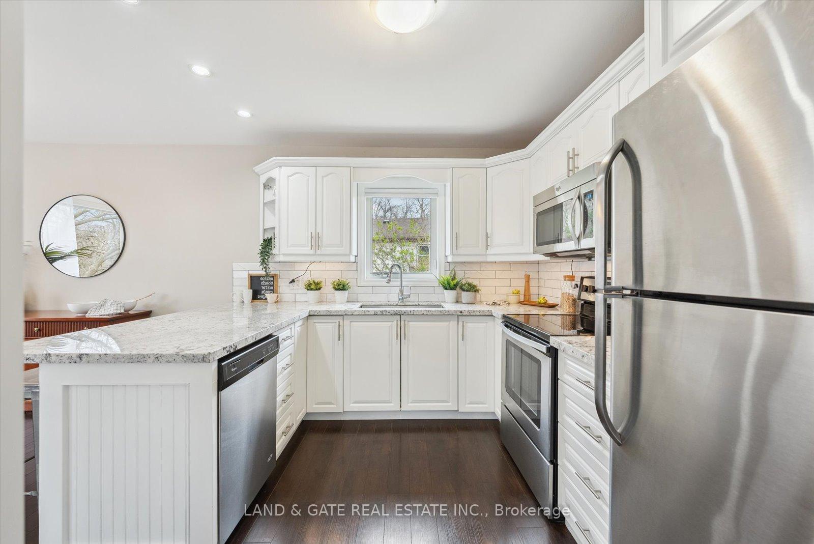 Photo 17 of 1038 Exeter Street, Oshawa, Centennial — HOMEH