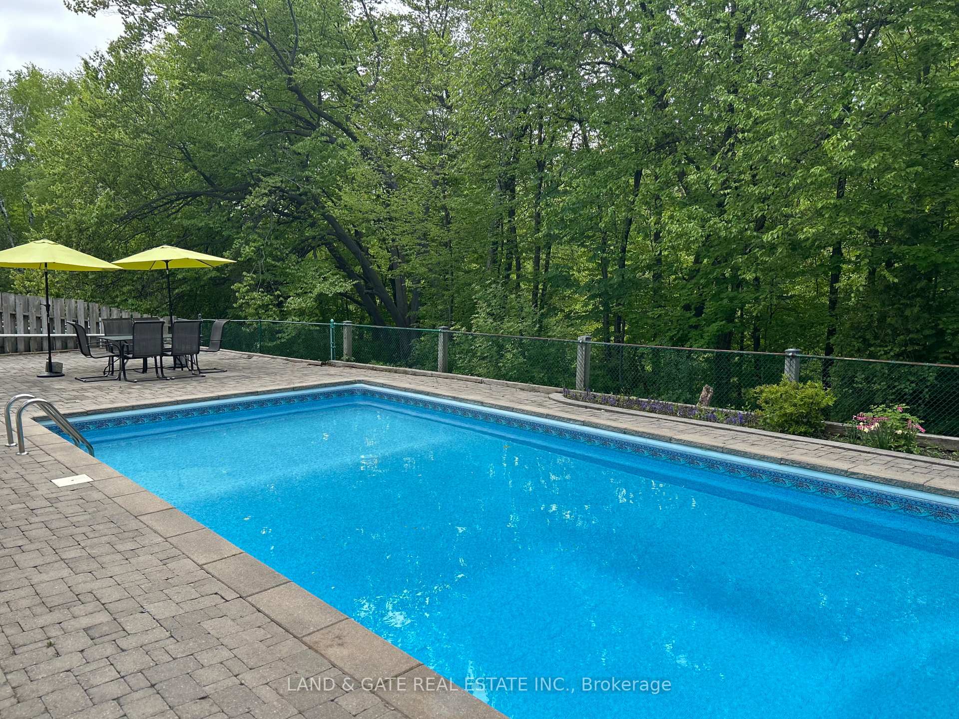 Photo 46 of 1038 Exeter Street, Oshawa, Centennial — HOMEH