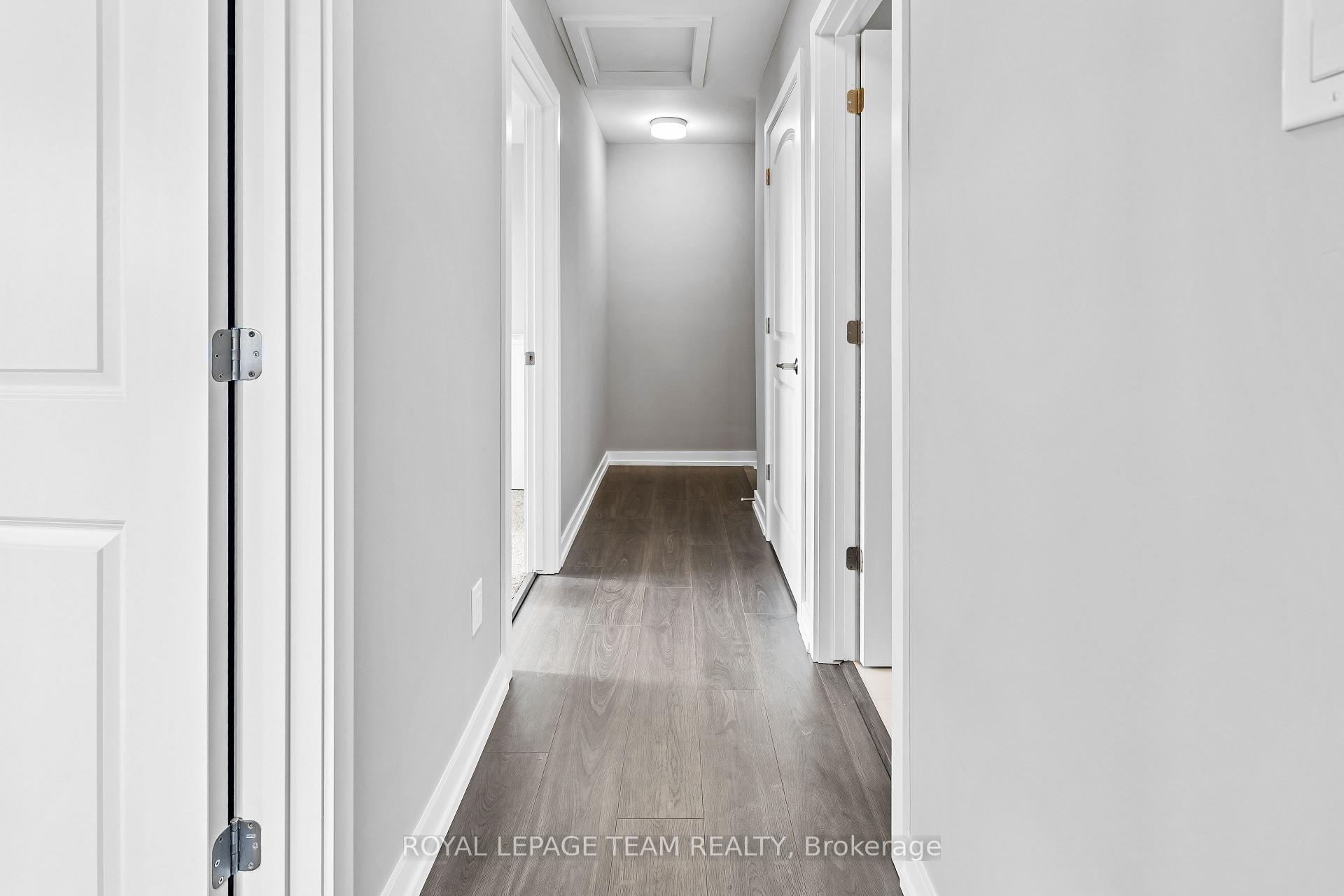 Photo 12 of 871 Decoeur Drive, Ottawa, Avalon West — HOMEH