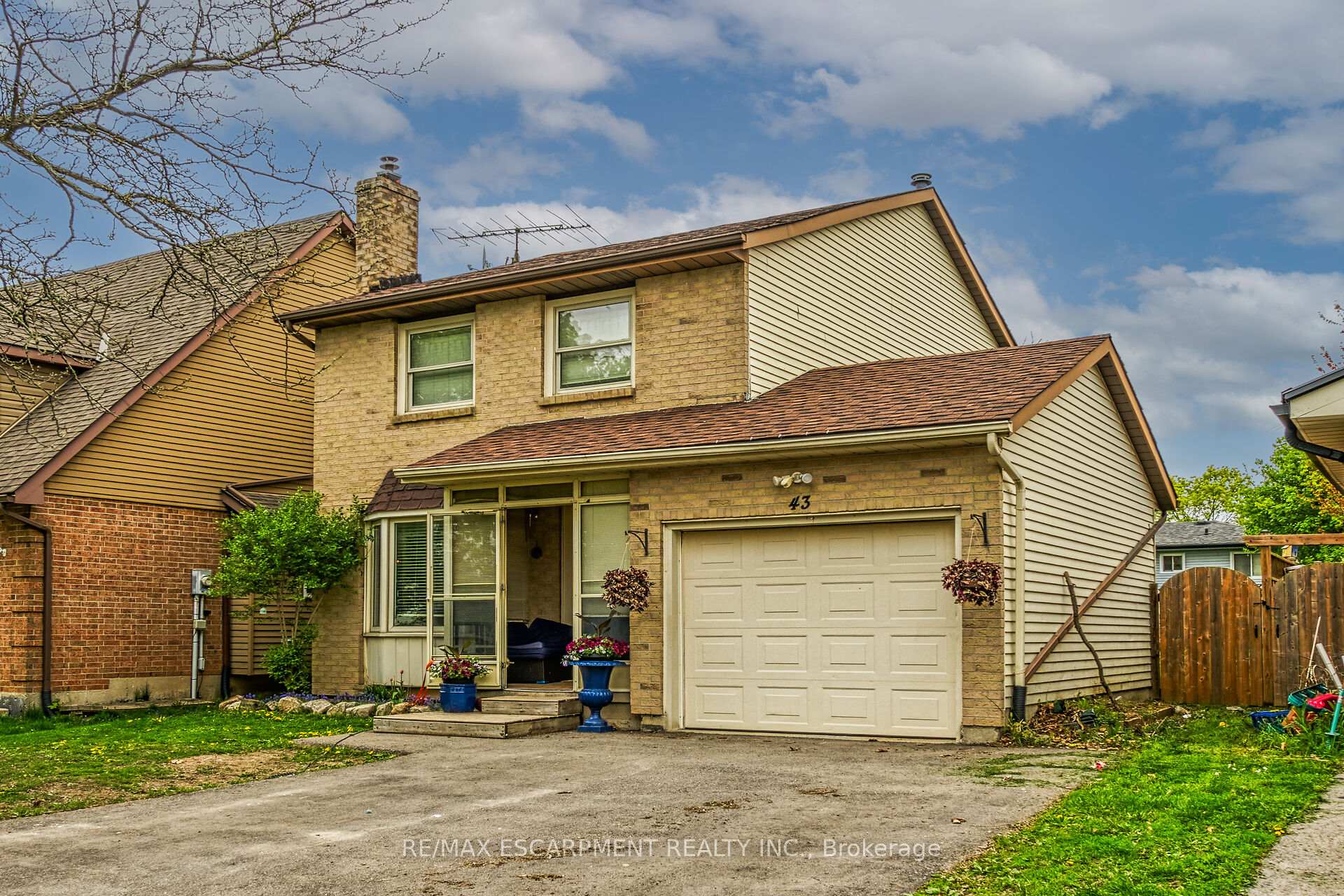 Photo 1 of 43 Ravine Crescent, Haldimand — HOMEH