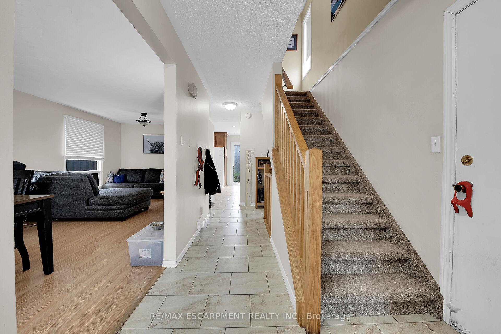 Photo 47 of 43 Ravine Crescent, Haldimand — HOMEH