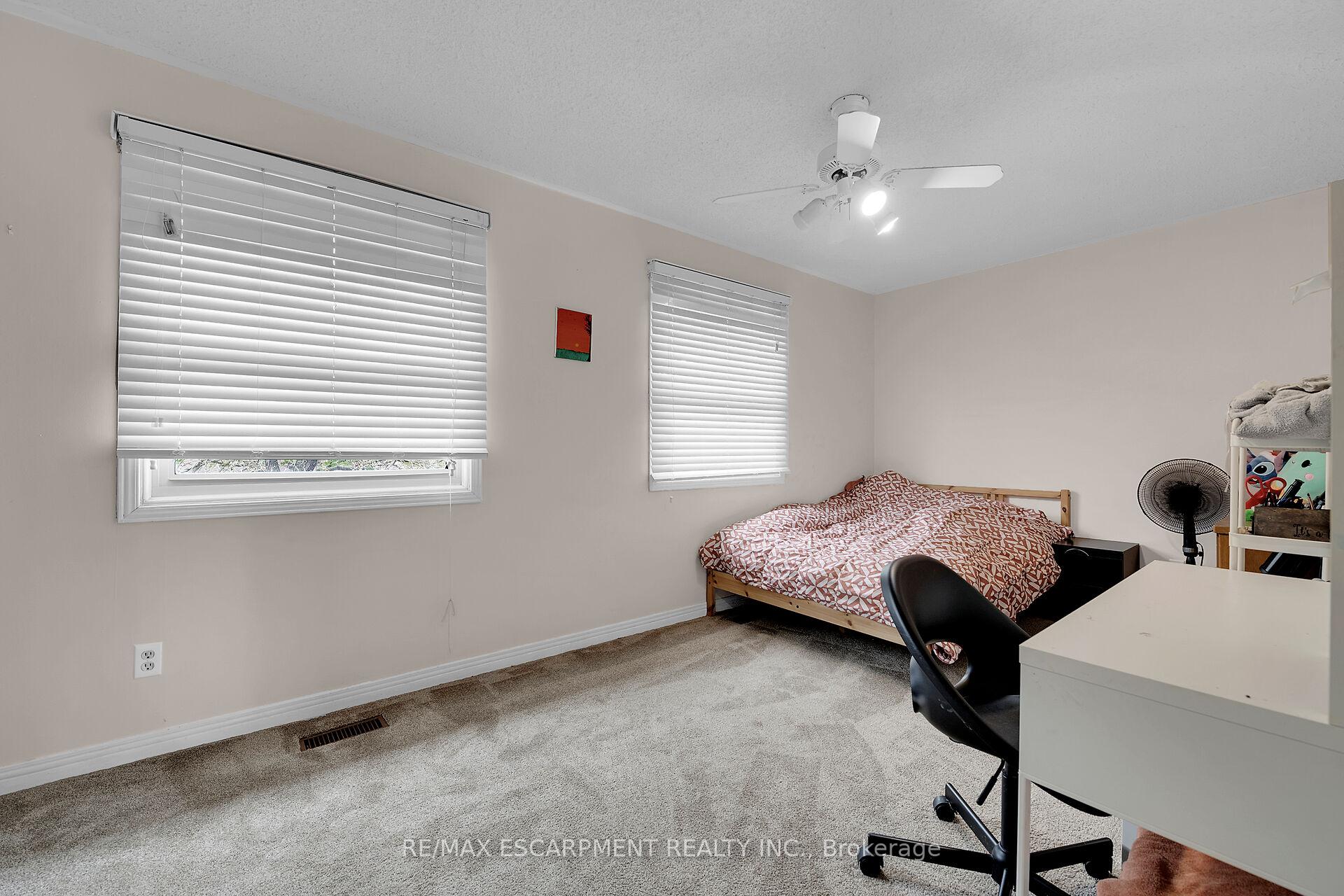 Photo 20 of 43 Ravine Crescent, Haldimand — HOMEH