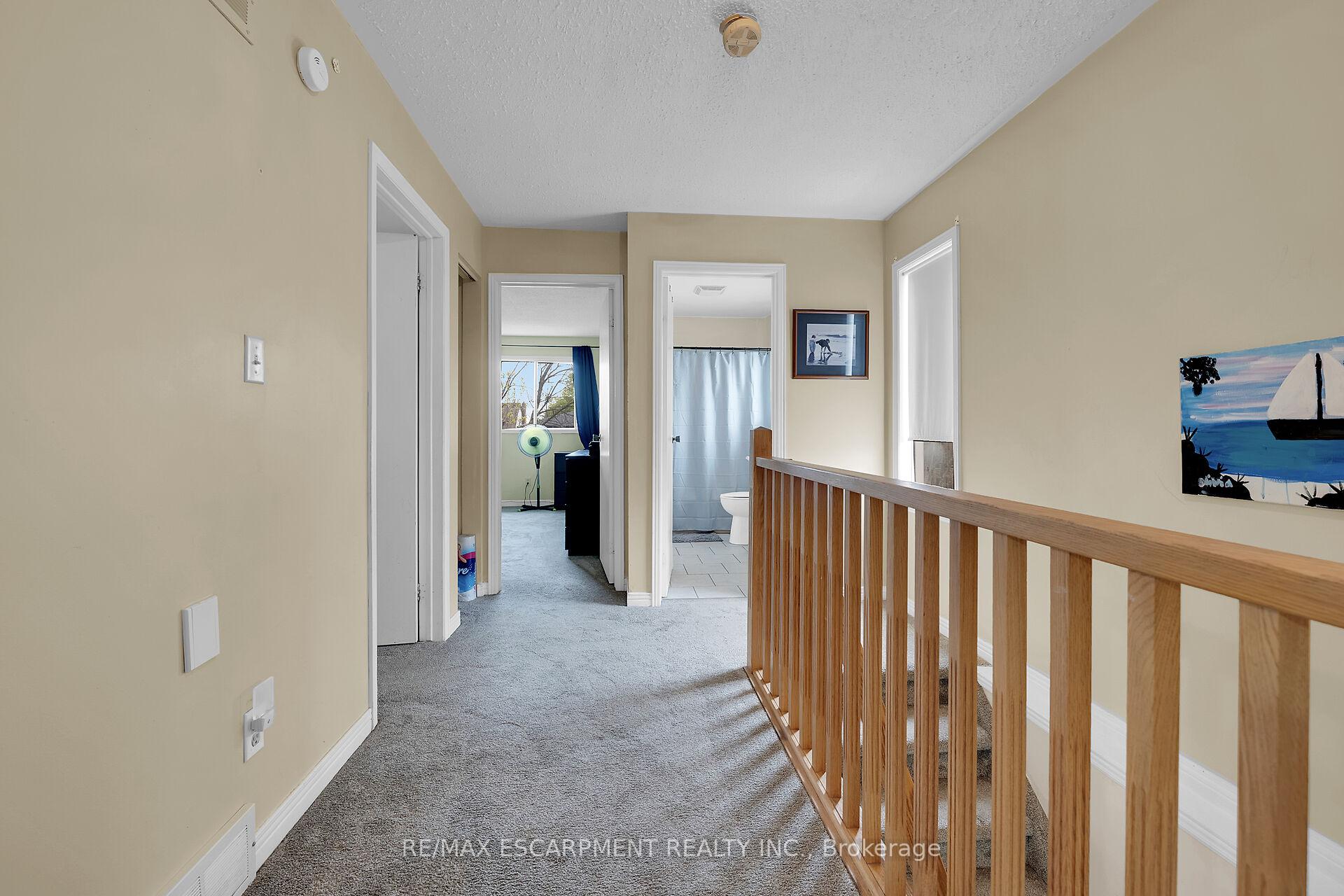 Photo 18 of 43 Ravine Crescent, Haldimand — HOMEH