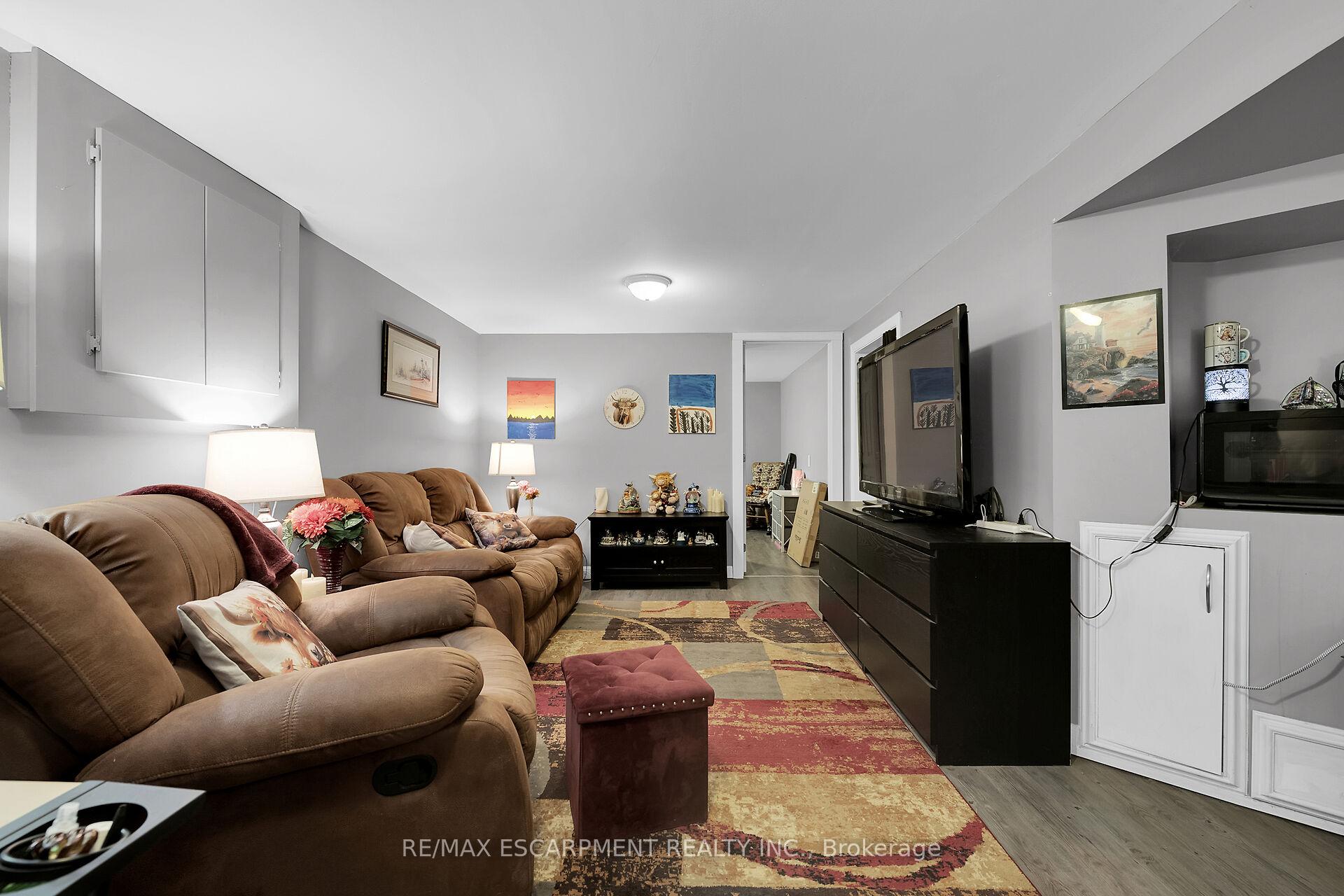 Photo 22 of 43 Ravine Crescent, Haldimand — HOMEH