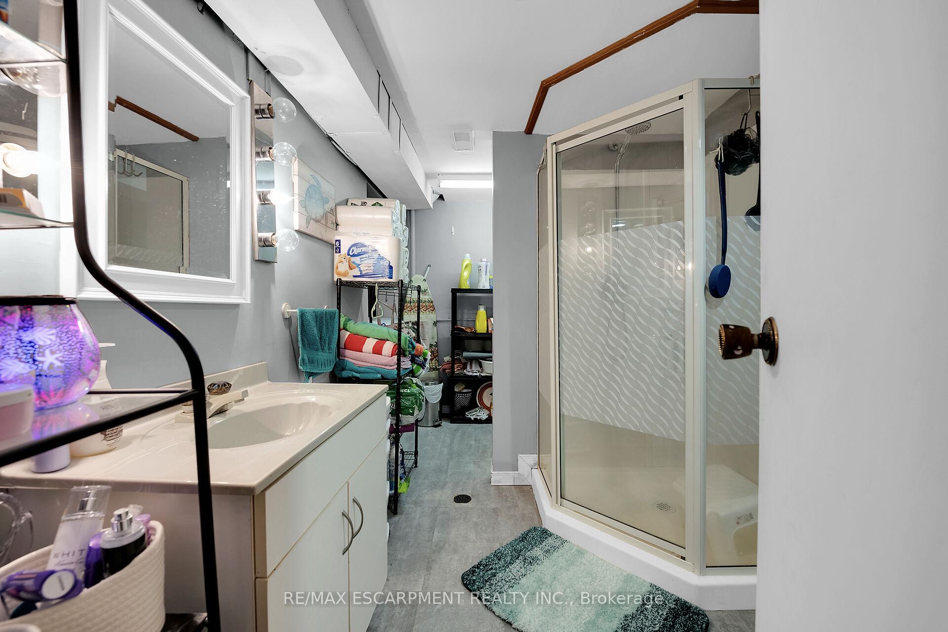 Photo 37 of 43 Ravine Crescent, Haldimand — HOMEH