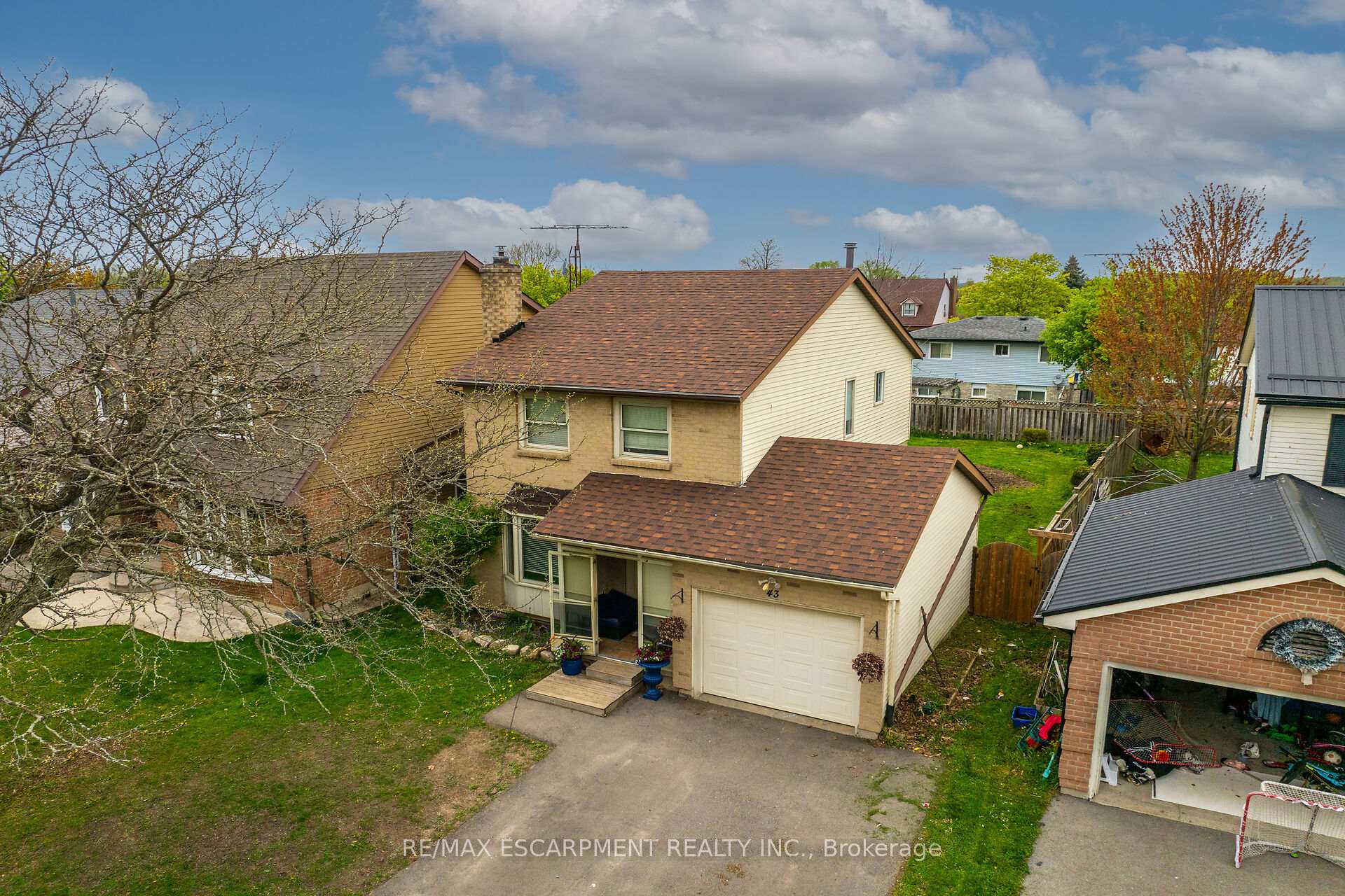 Photo 32 of 43 Ravine Crescent, Haldimand — HOMEH
