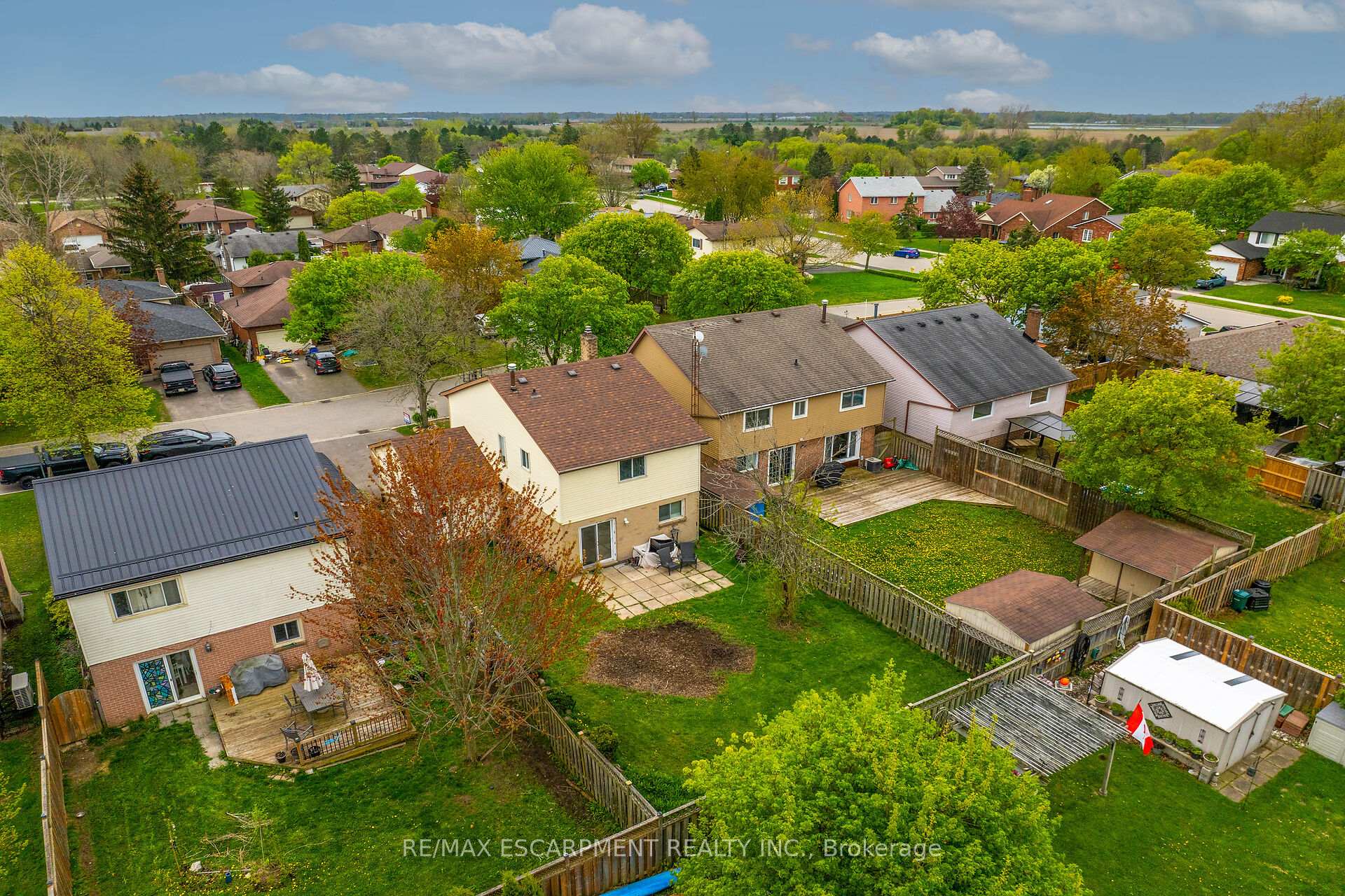 Photo 40 of 43 Ravine Crescent, Haldimand — HOMEH