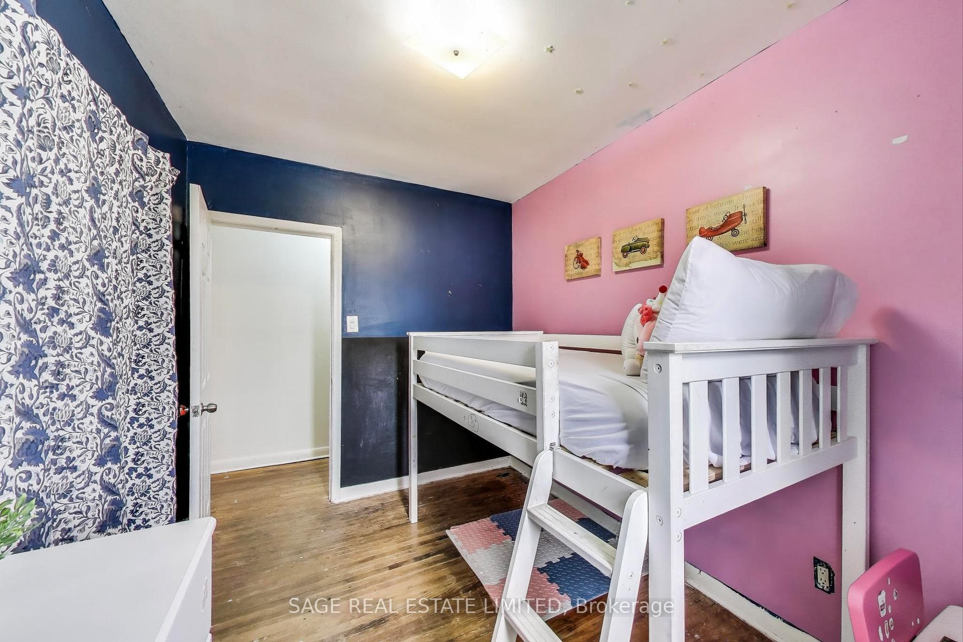 Photo 30 of 4 Sophia Drive, Scarborough, Woburn — HOMEH