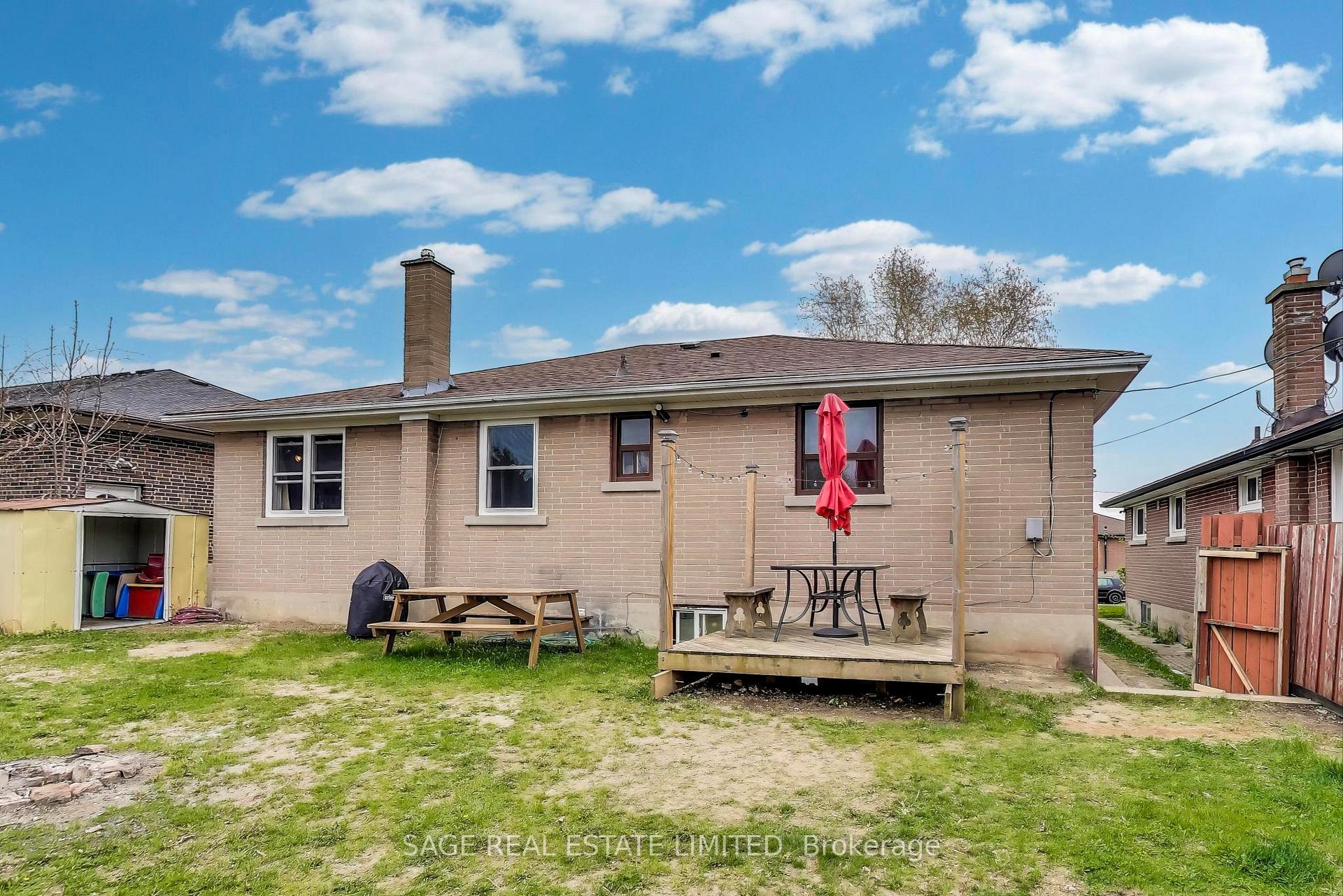 Photo 26 of 4 Sophia Drive, Scarborough, Woburn — HOMEH