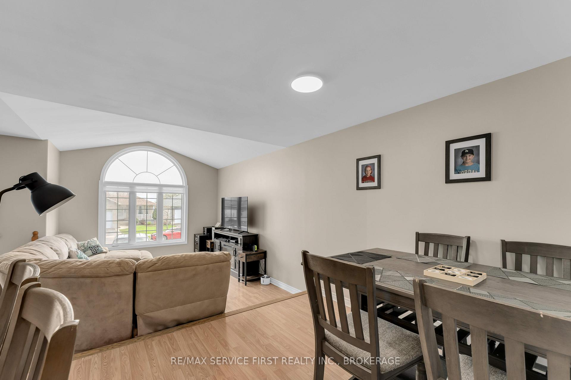 Photo 11 of 749 Tanner Drive, Kingston, East Gardiners Rd — HOMEH
