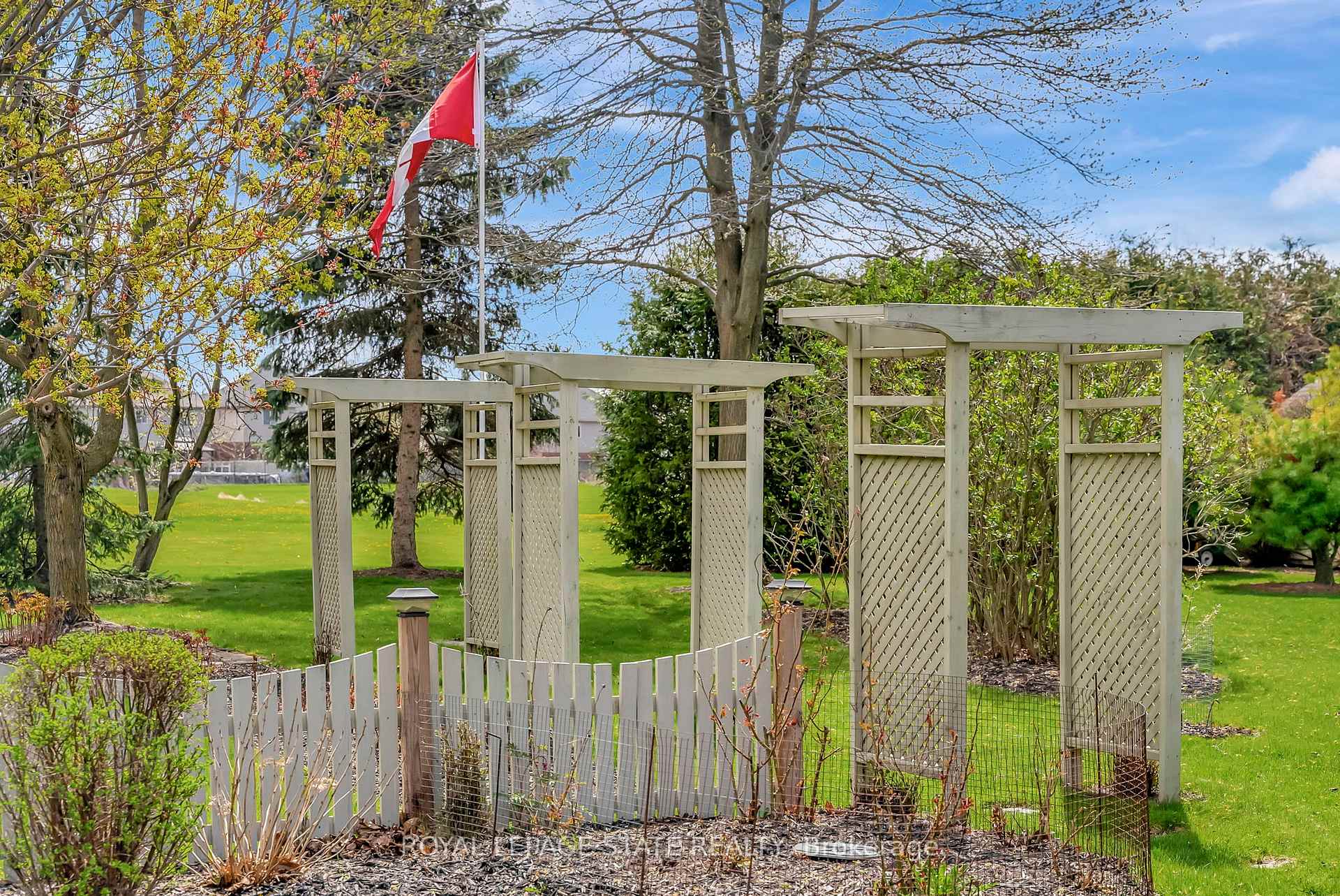 Photo 46 of 2545 Highway 56 Road, Hamilton, Binbrook — HOMEH