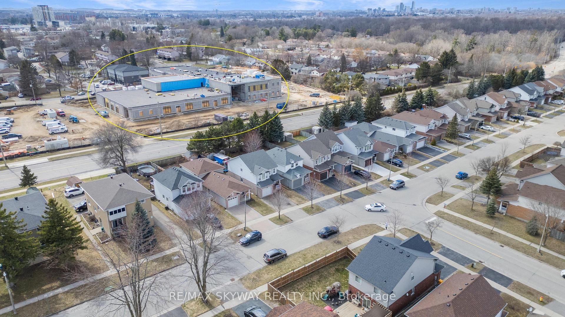 Photo 8 of 184 Veronica Drive, Kitchener, Centreville Chicopee — HOMEH