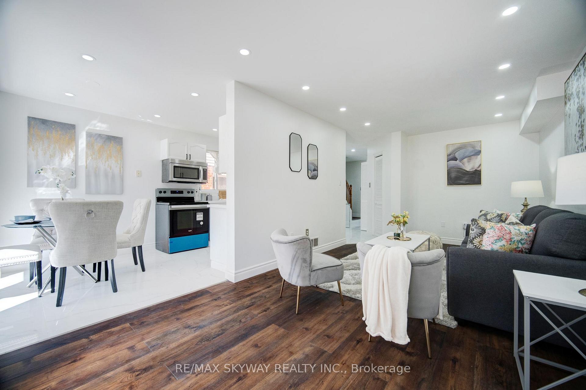 Photo 9 of 184 Veronica Drive, Kitchener, Centreville Chicopee — HOMEH