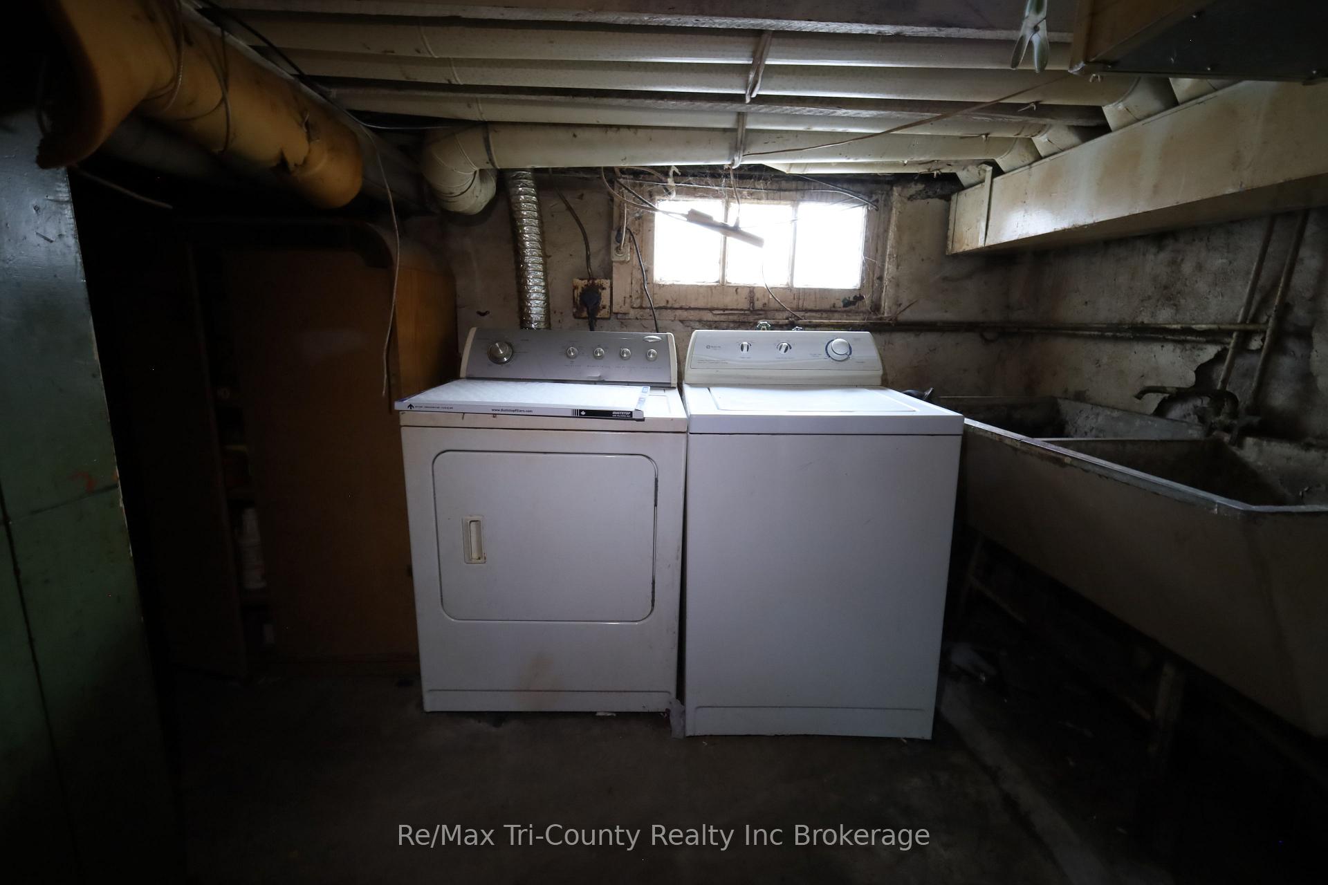 Photo 21 of 49 Rosemont Avenue, Hamilton, Stipley — HOMEH