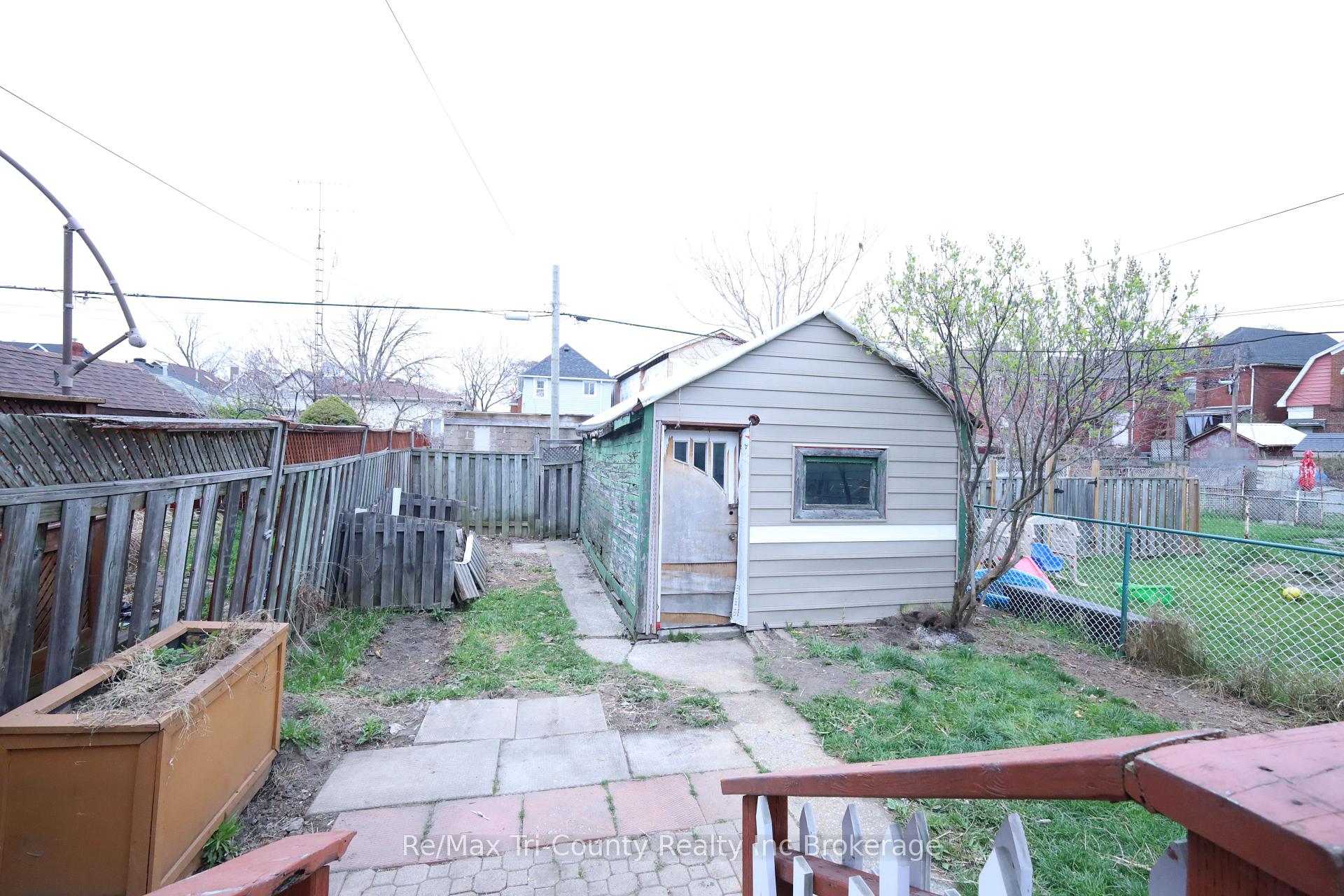 Photo 23 of 49 Rosemont Avenue, Hamilton, Stipley — HOMEH