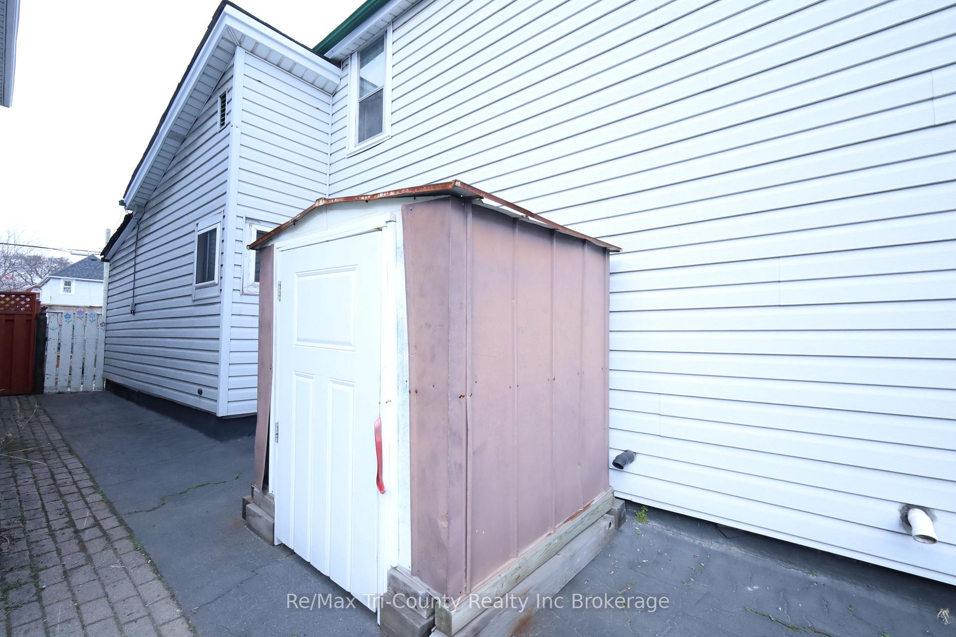 Photo 24 of 49 Rosemont Avenue, Hamilton, Stipley — HOMEH