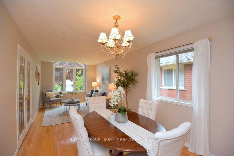 Photo 5 of 9 Premier Road, Hamilton, Waterdown — HOMEH