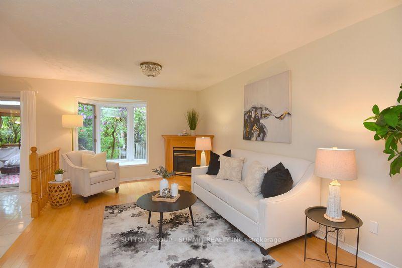 Photo 9 of 9 Premier Road, Hamilton, Waterdown — HOMEH