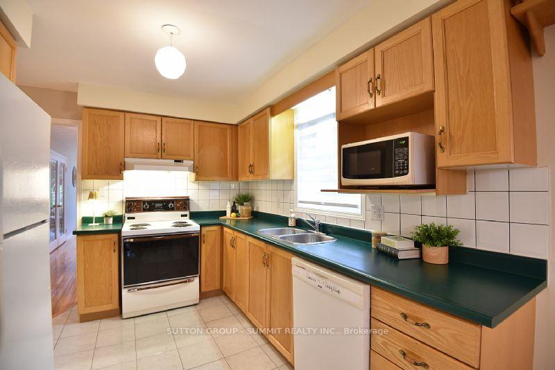 Photo 31 of 9 Premier Road, Hamilton, Waterdown — HOMEH