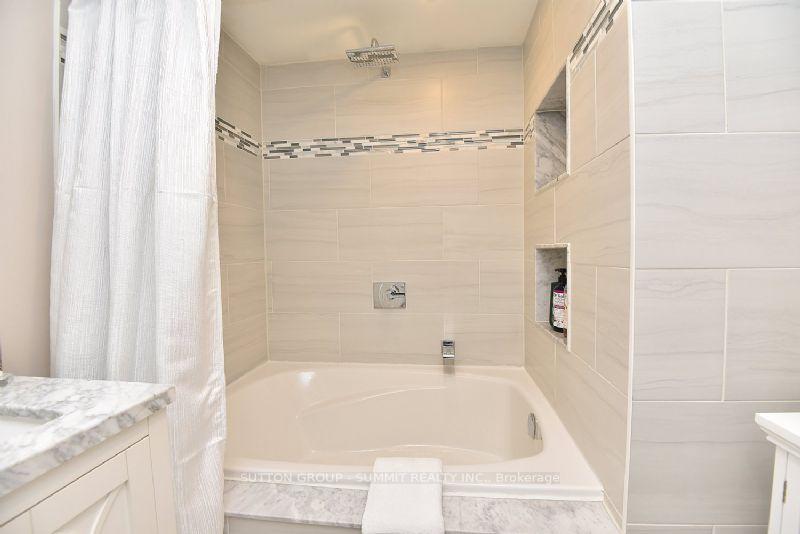 Photo 24 of 9 Premier Road, Hamilton, Waterdown — HOMEH