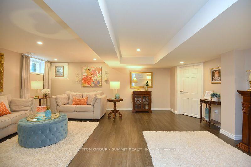 Photo 17 of 9 Premier Road, Hamilton, Waterdown — HOMEH