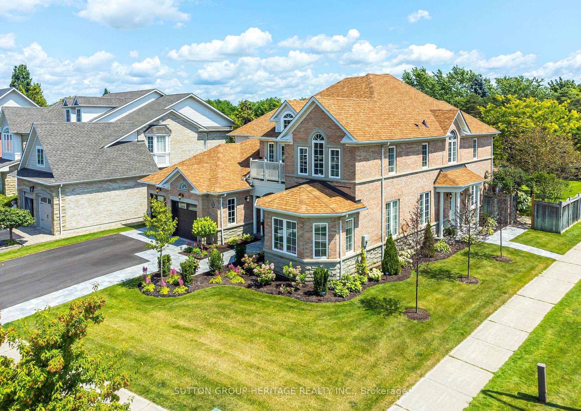 Photo 3 of 1 Mackey Drive, Whitby, Lynde Creek — HOMEH