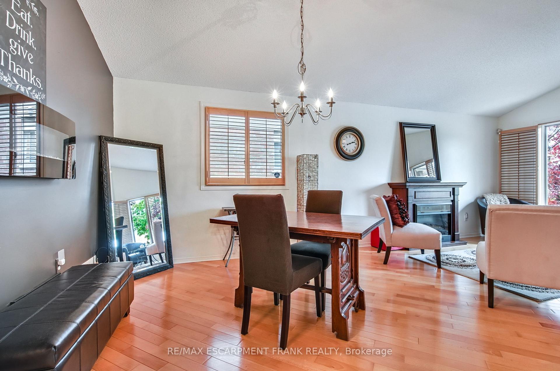 Photo 26 of 123 Braithwaite Avenue, Hamilton, Ancaster — HOMEH