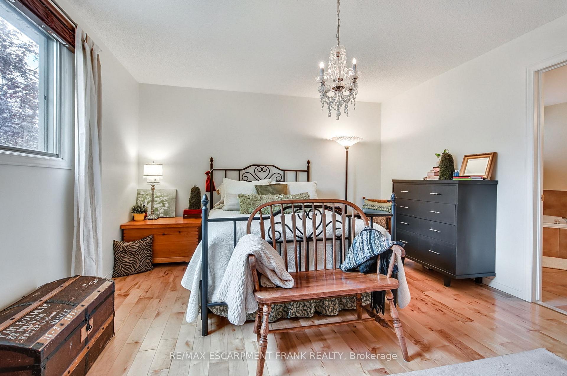 Photo 15 of 123 Braithwaite Avenue, Hamilton, Ancaster — HOMEH