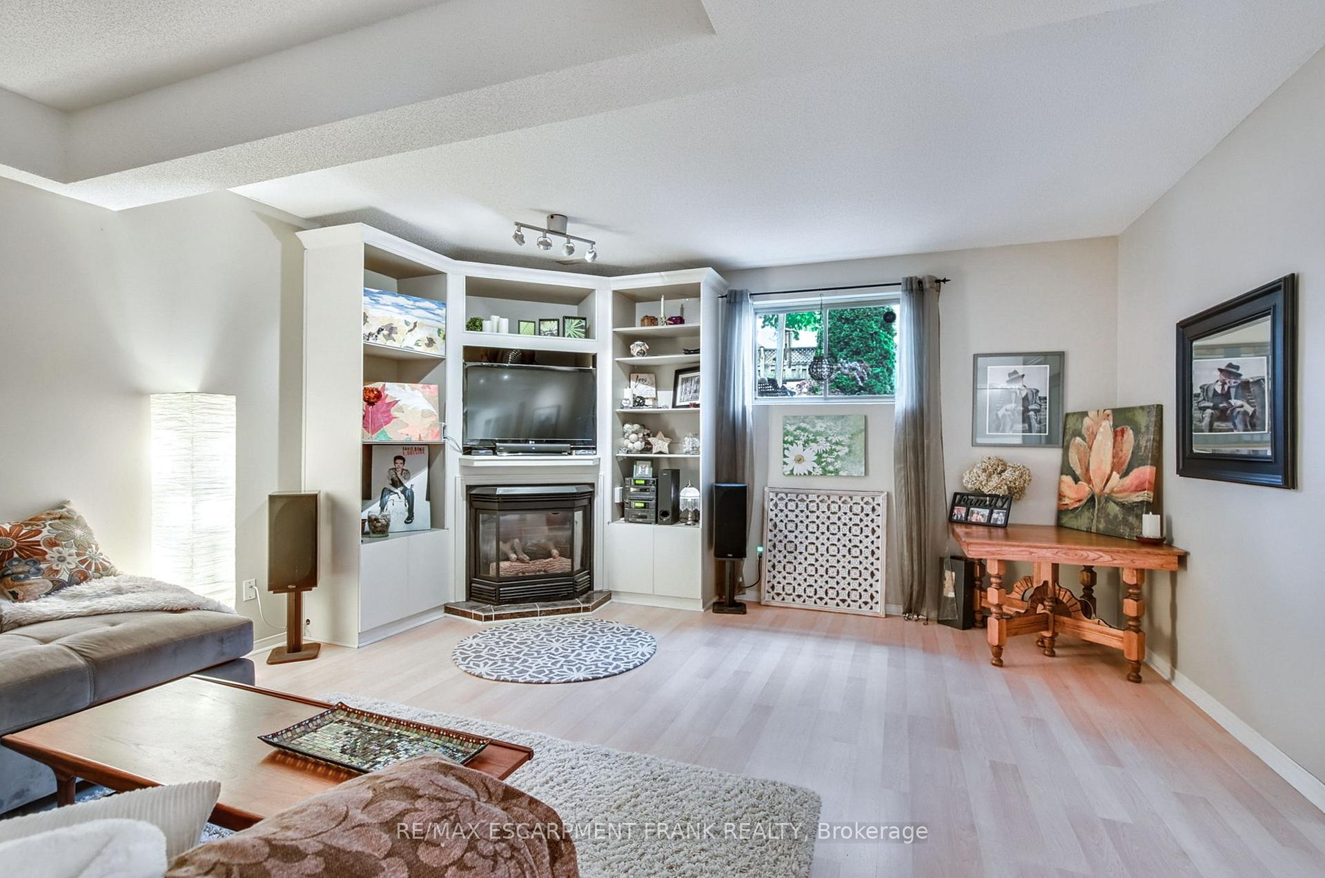 Photo 14 of 123 Braithwaite Avenue, Hamilton, Ancaster — HOMEH