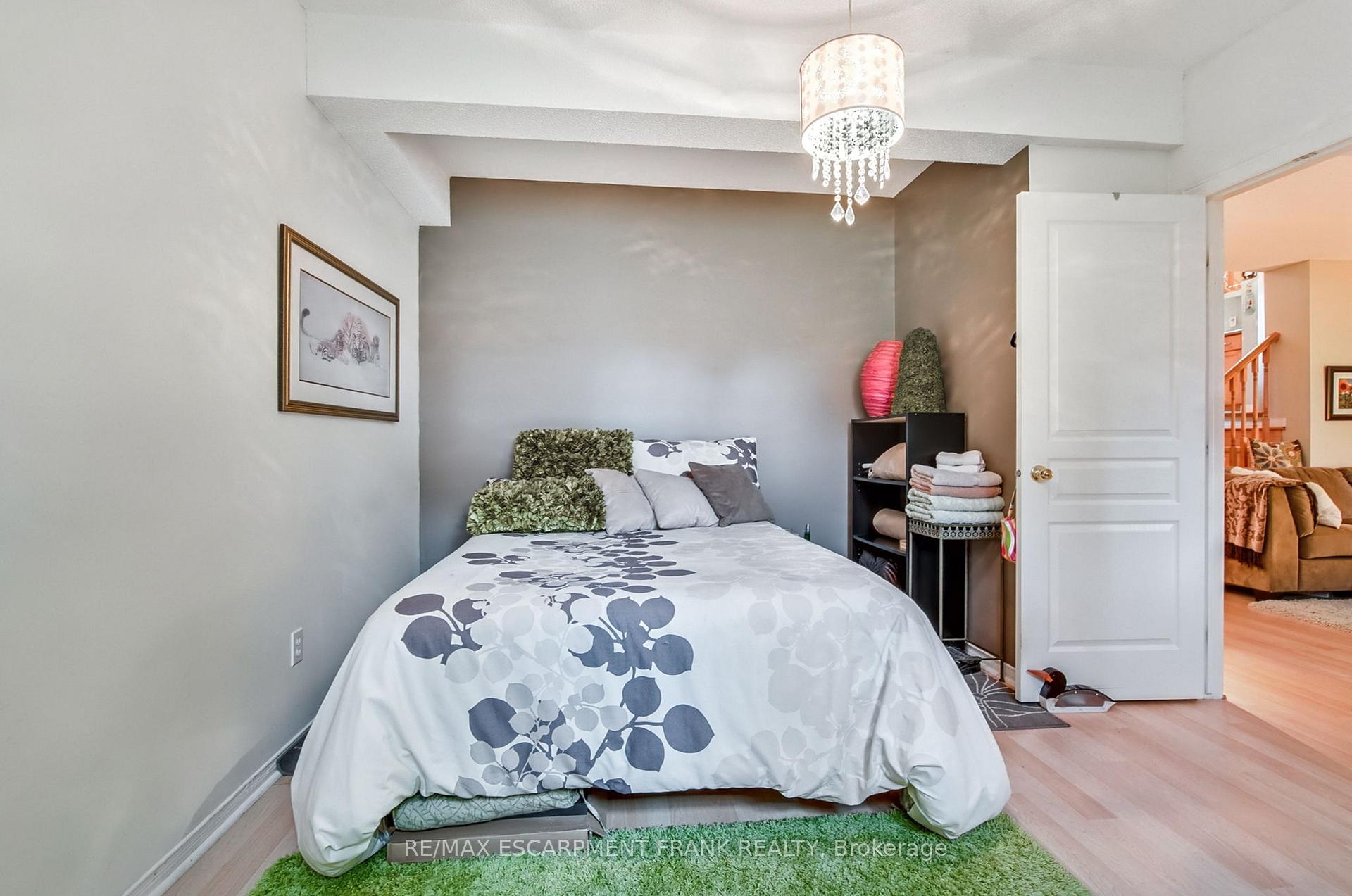Photo 20 of 123 Braithwaite Avenue, Hamilton, Ancaster — HOMEH