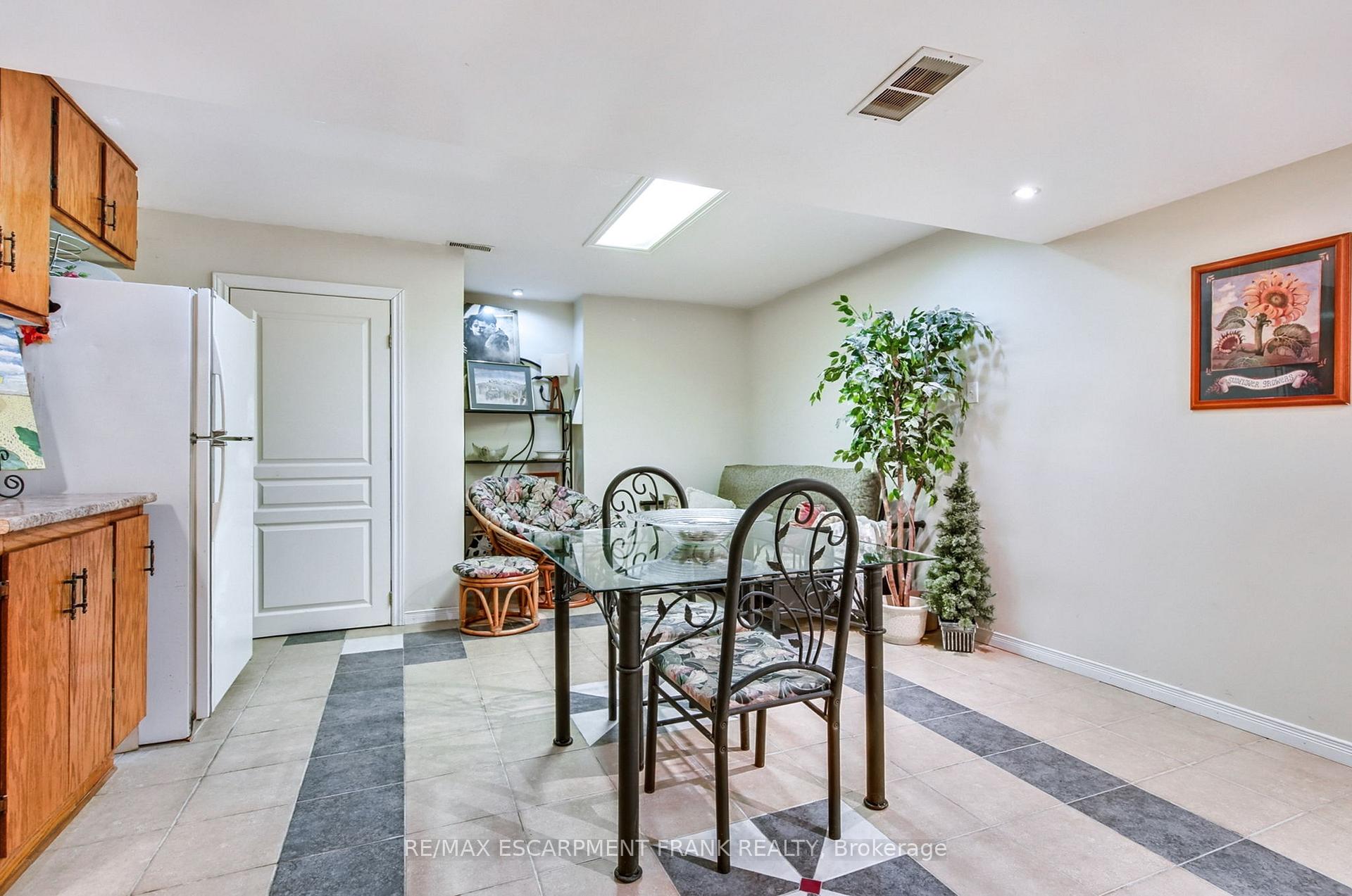 Photo 38 of 123 Braithwaite Avenue, Hamilton, Ancaster — HOMEH