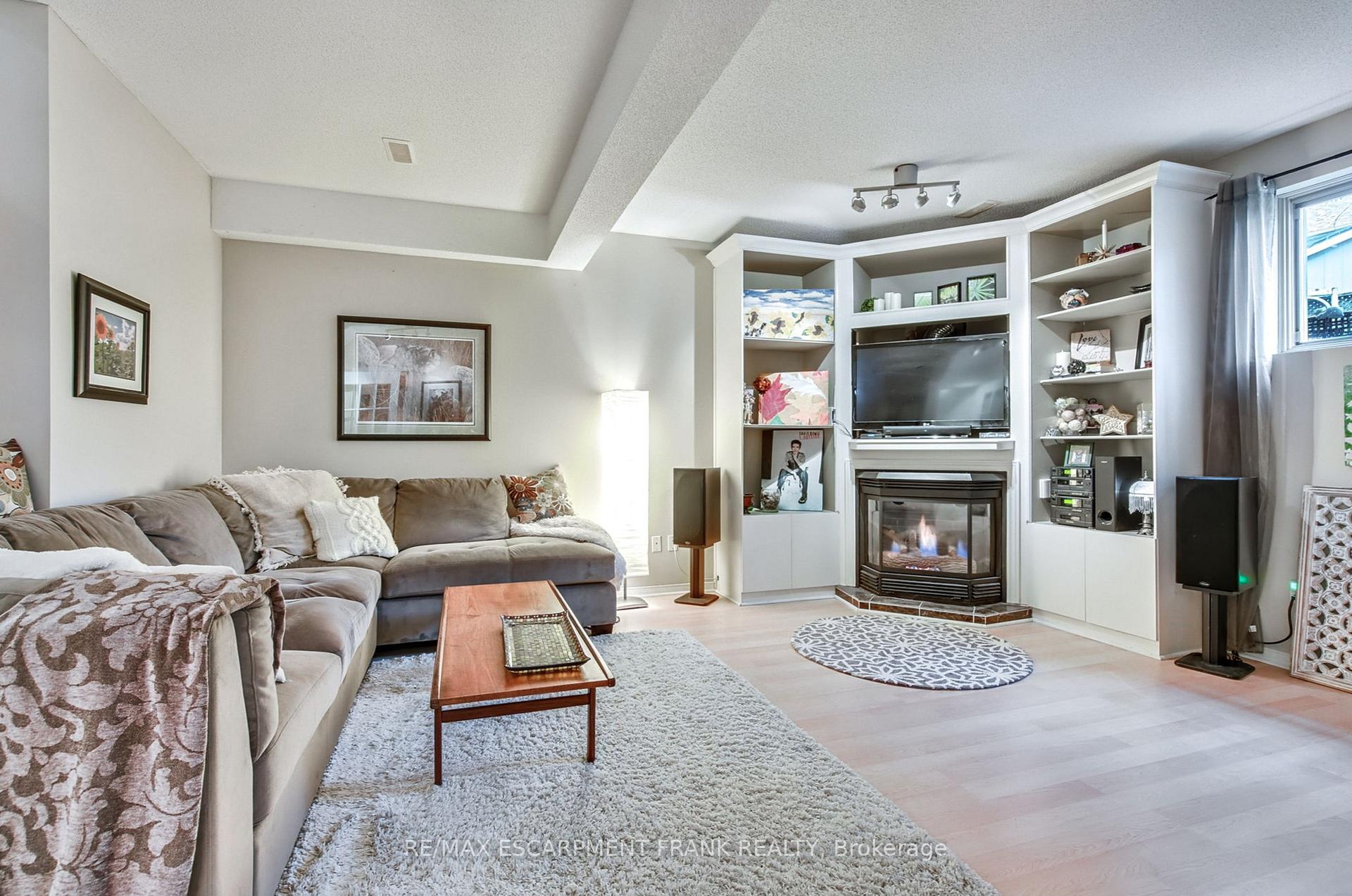 Photo 37 of 123 Braithwaite Avenue, Hamilton, Ancaster — HOMEH