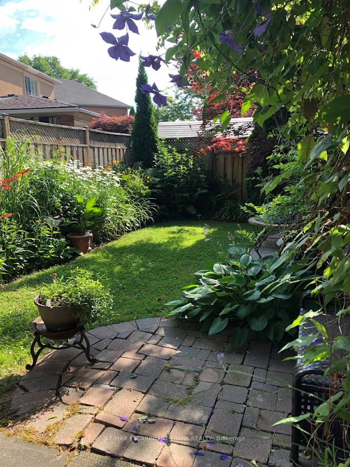 Photo 32 of 123 Braithwaite Avenue, Hamilton, Ancaster — HOMEH