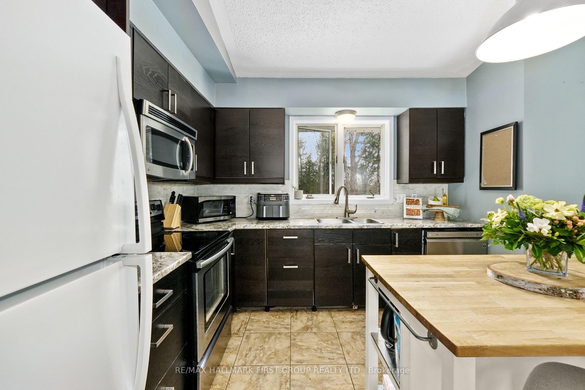 Photo 10 of 8793 Slater Street, Cobourg — HOMEH