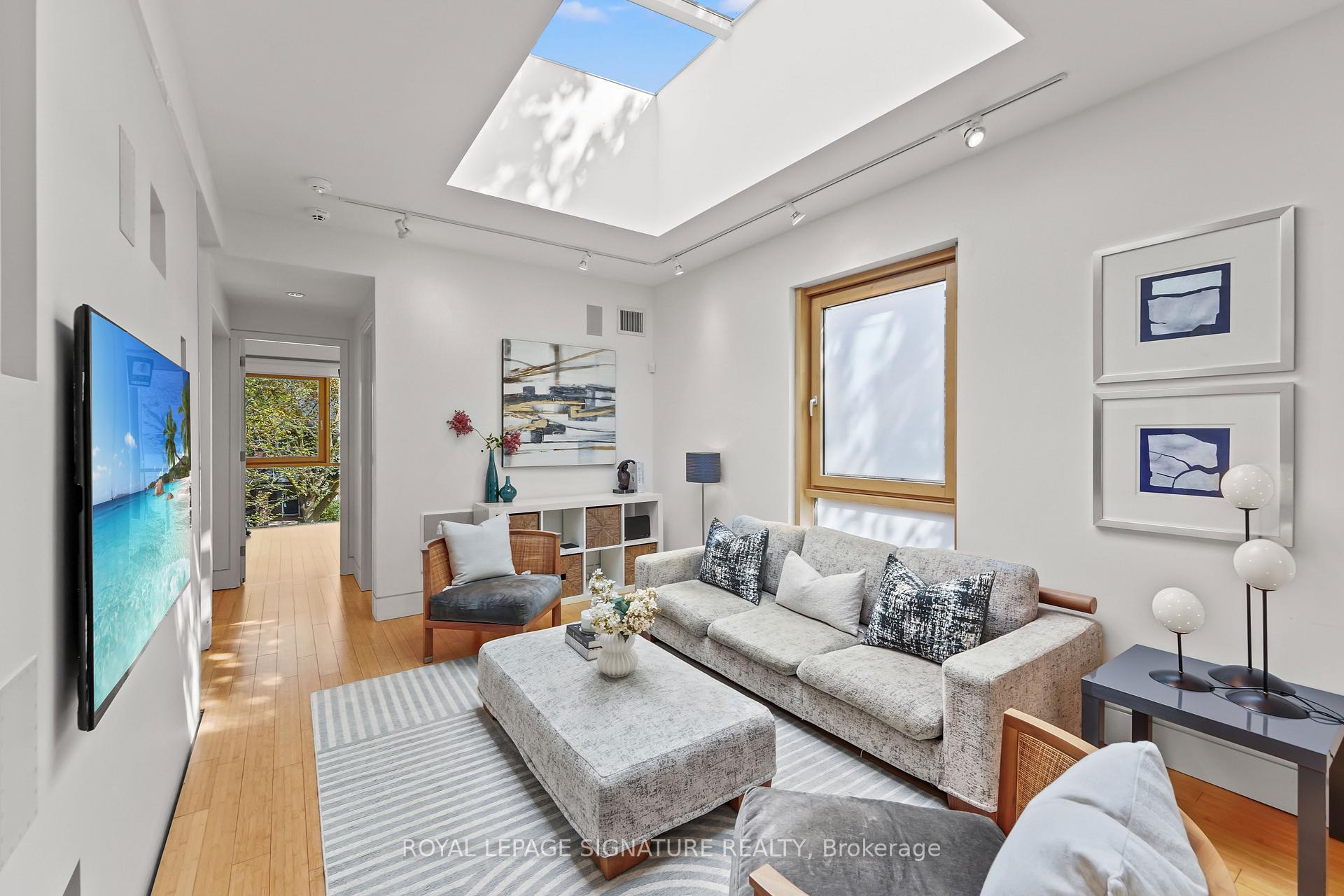 Photo 34 of 215 Bowood Avenue, Toronto, Lawrence Park North — HOMEH