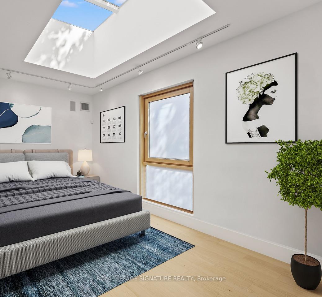 Photo 4 of 215 Bowood Avenue, Toronto, Lawrence Park North — HOMEH