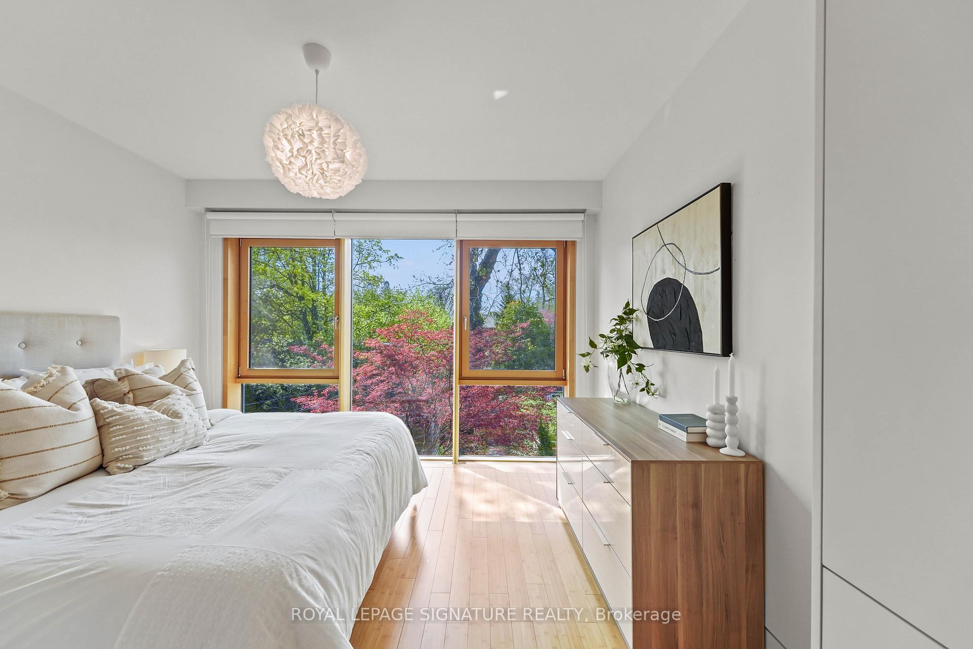 Photo 33 of 215 Bowood Avenue, Toronto, Lawrence Park North — HOMEH
