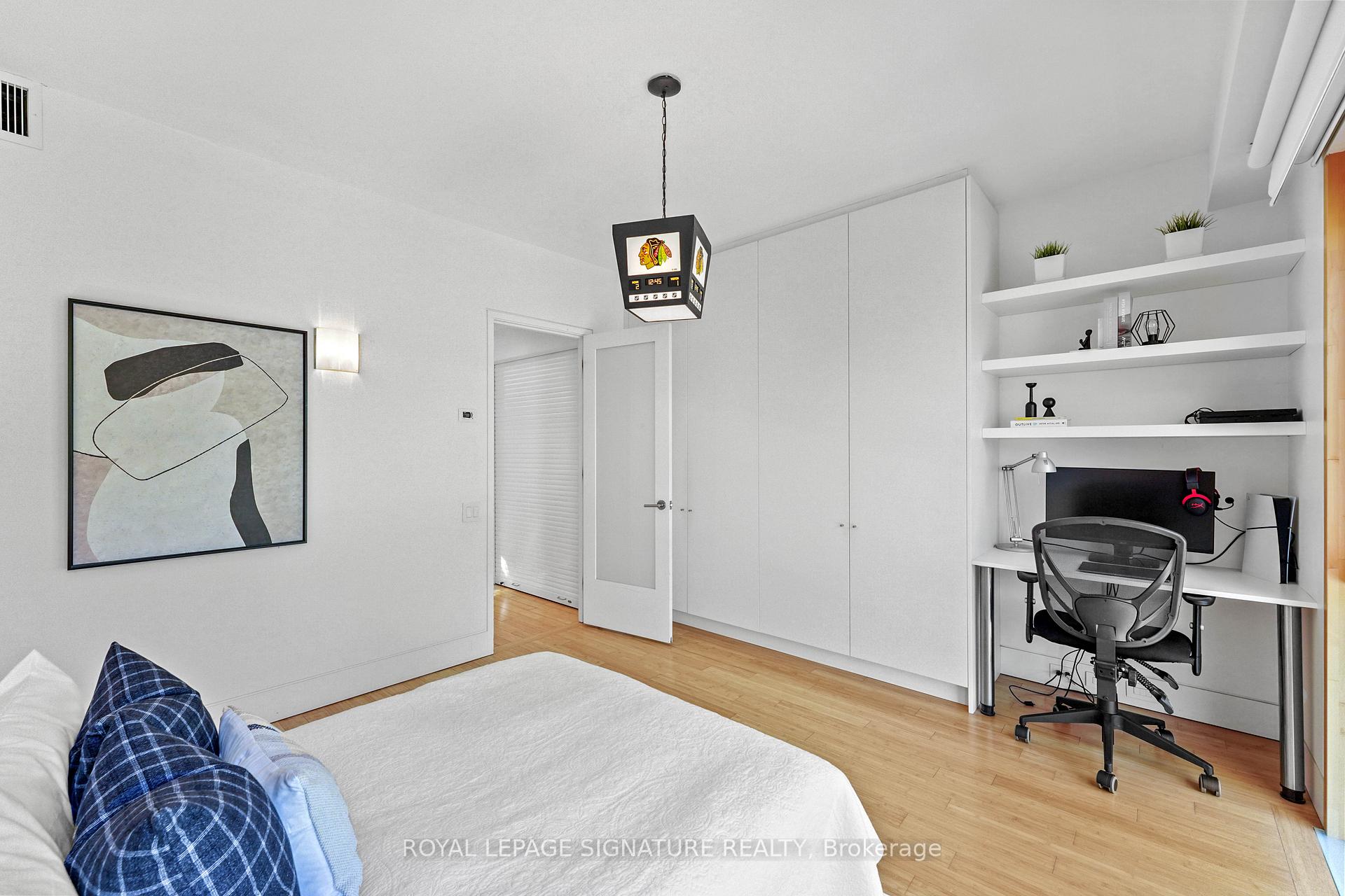 Photo 37 of 215 Bowood Avenue, Toronto, Lawrence Park North — HOMEH