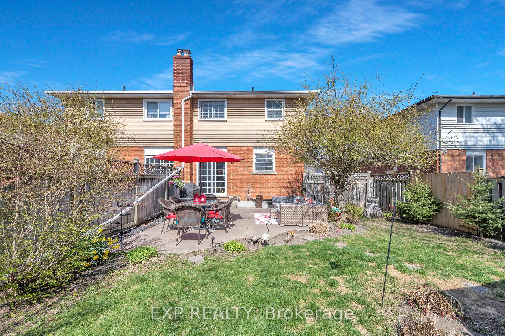 Photo 25 of 102 Connelly Drive, Kitchener — HOMEH