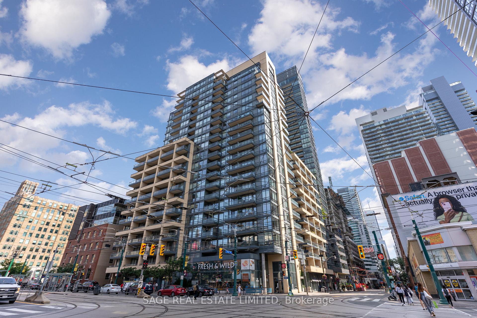 Photo 1 of Unit 309, 438 King Street W, Toronto, Waterfront Communities — HOMEH