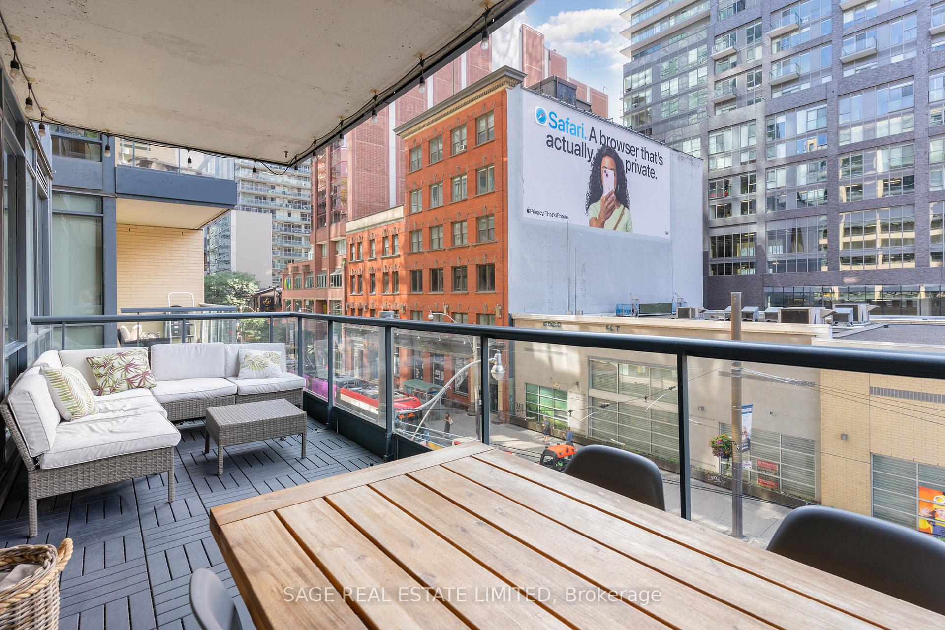 Photo 12 of Unit 309, 438 King Street W, Toronto, Waterfront Communities — HOMEH