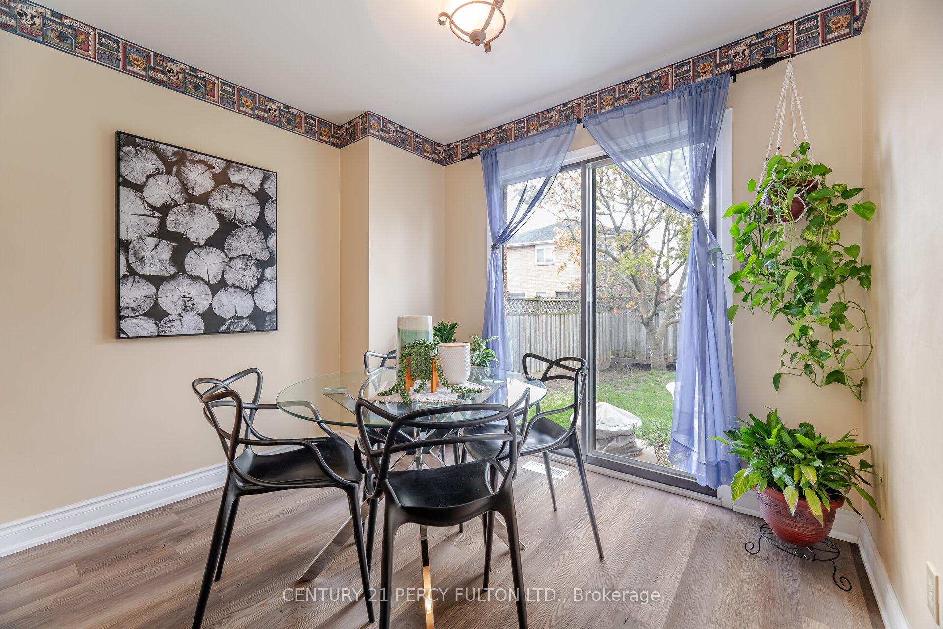 Photo 14 of 28 Noake Crescent, Ajax, Central — HOMEH