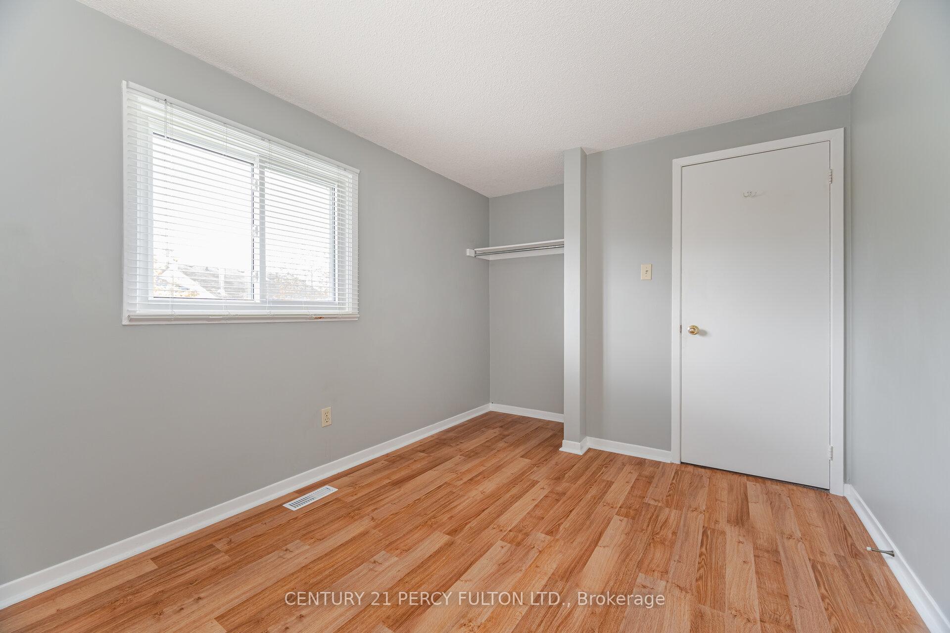 Photo 20 of 28 Noake Crescent, Ajax, Central — HOMEH