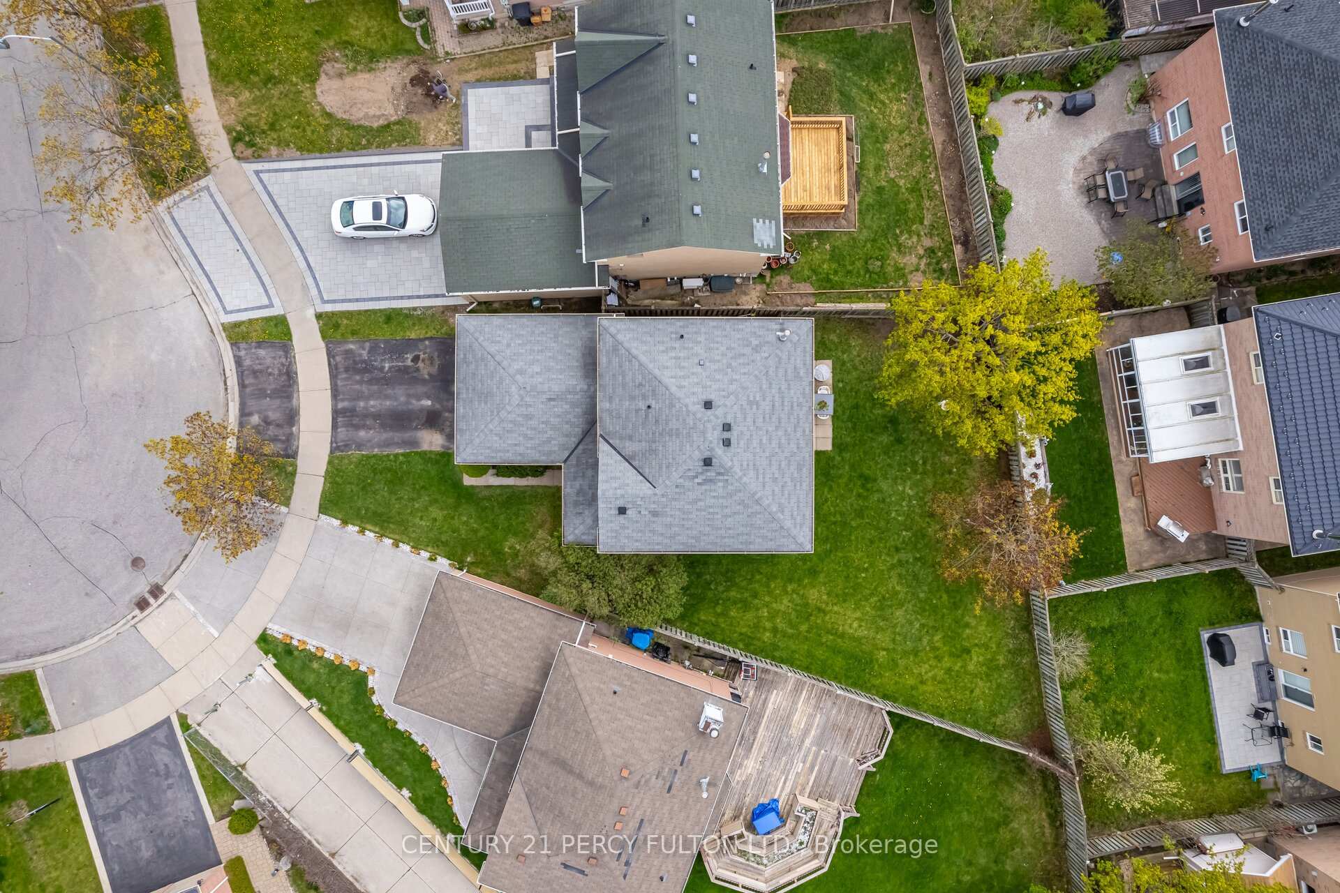 Photo 46 of 28 Noake Crescent, Ajax, Central — HOMEH