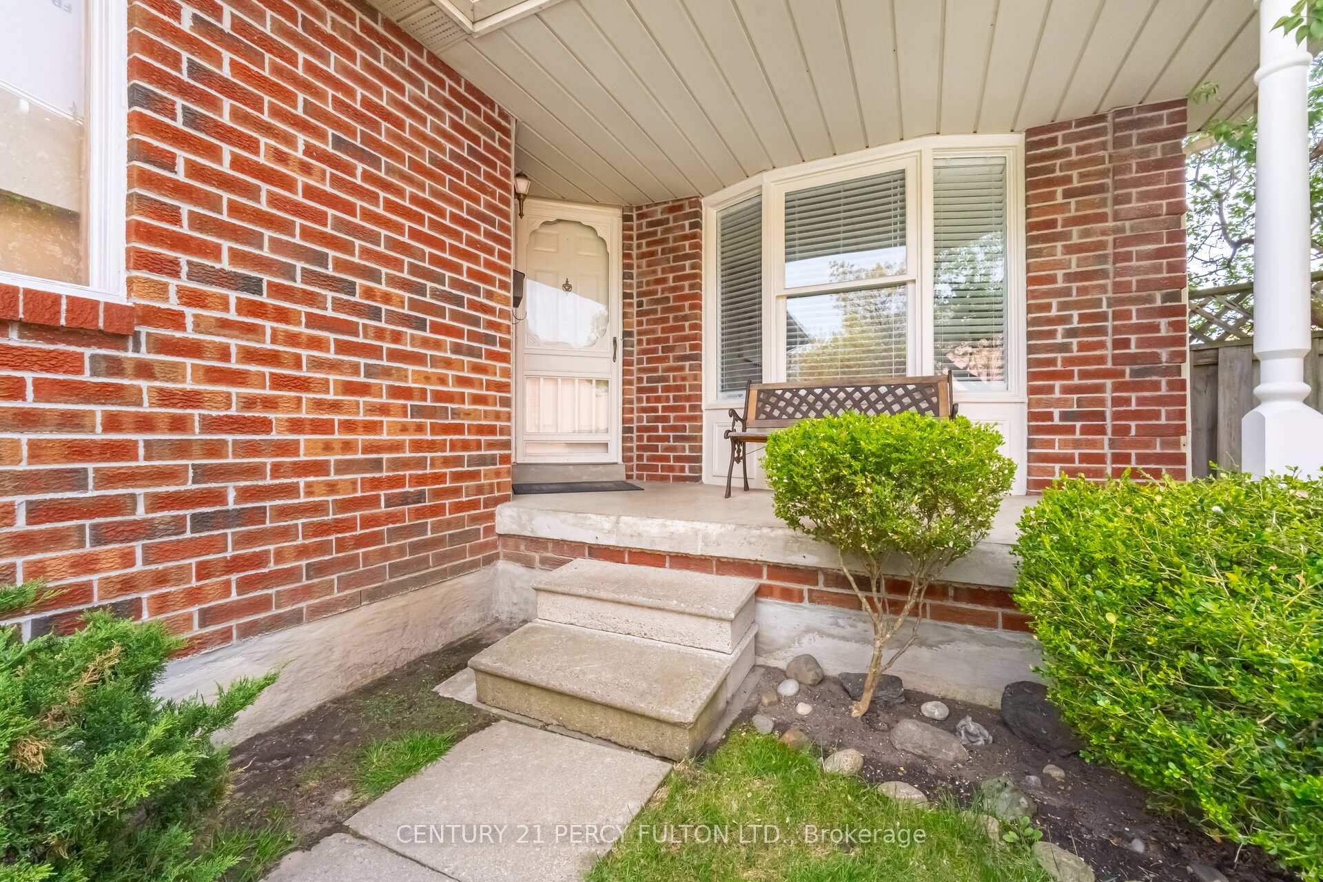 Photo 44 of 28 Noake Crescent, Ajax, Central — HOMEH