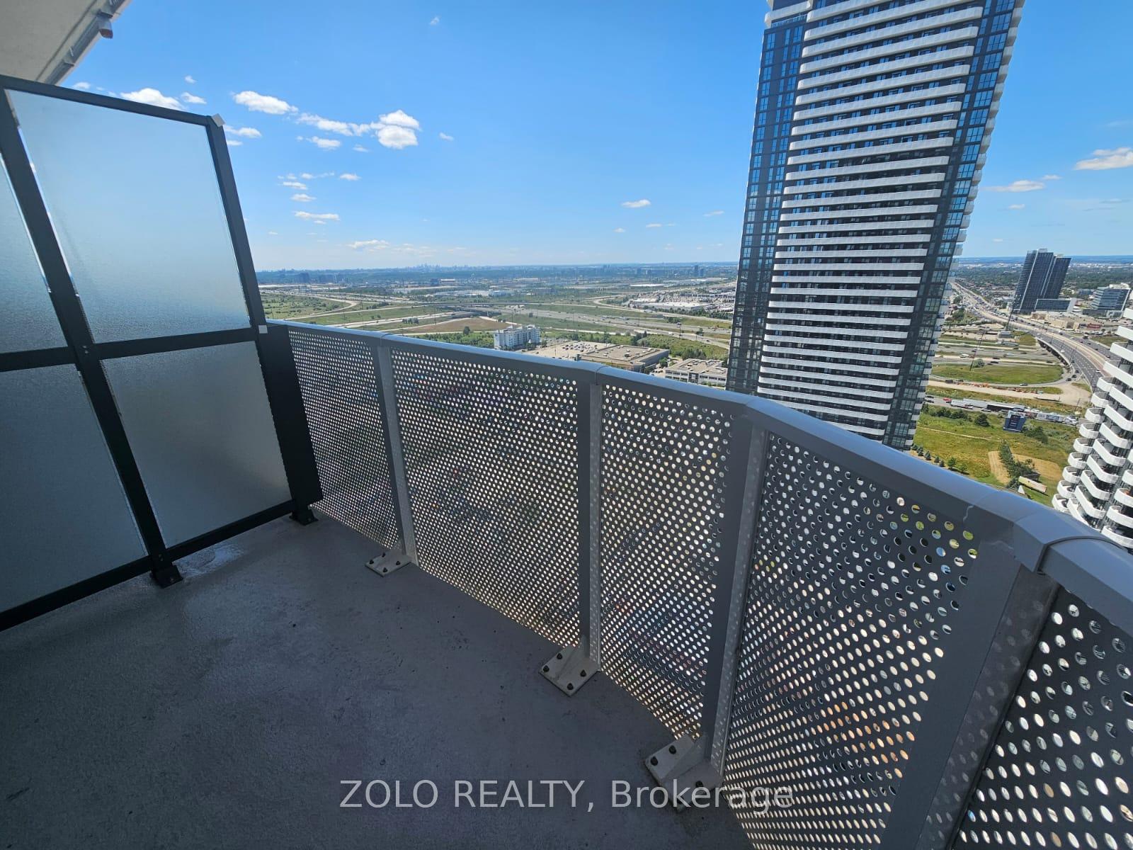 Photo 8 of Unit 3503, 28 Interchange Way, Vaughan, Vaughan Corporate Centre — HOMEH