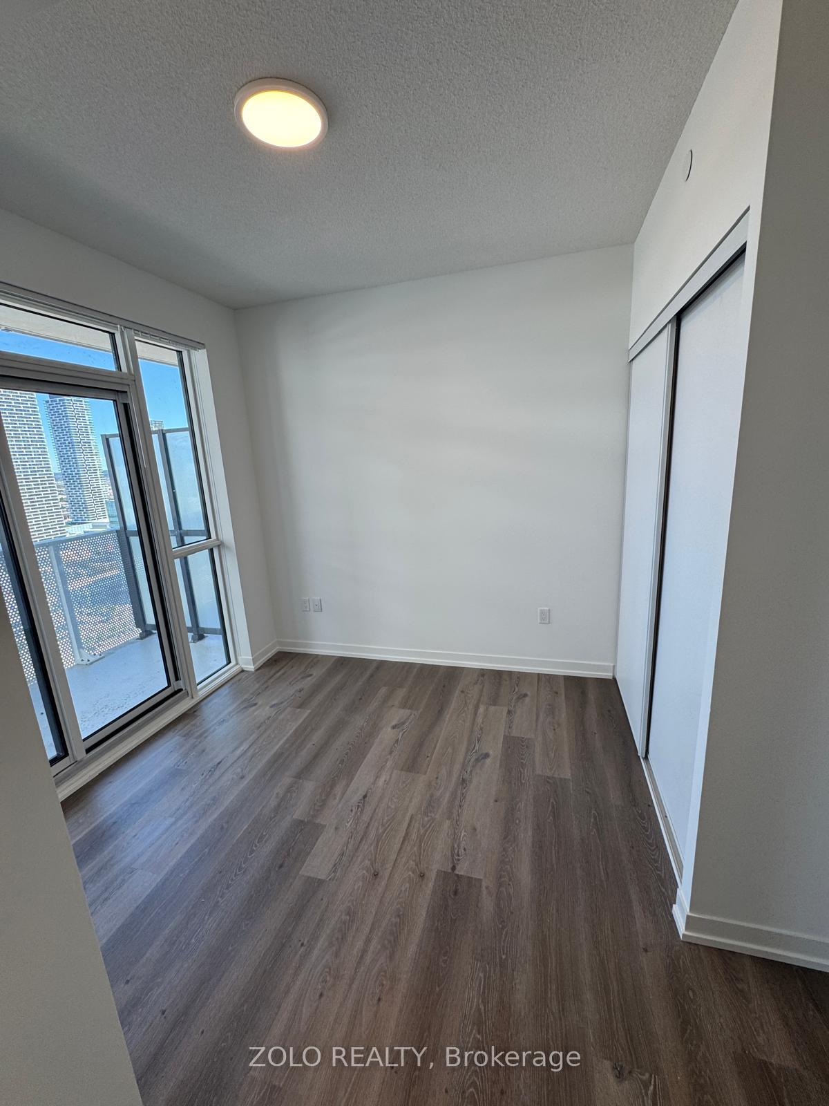 Photo 26 of Unit 3503, 28 Interchange Way, Vaughan, Vaughan Corporate Centre — HOMEH