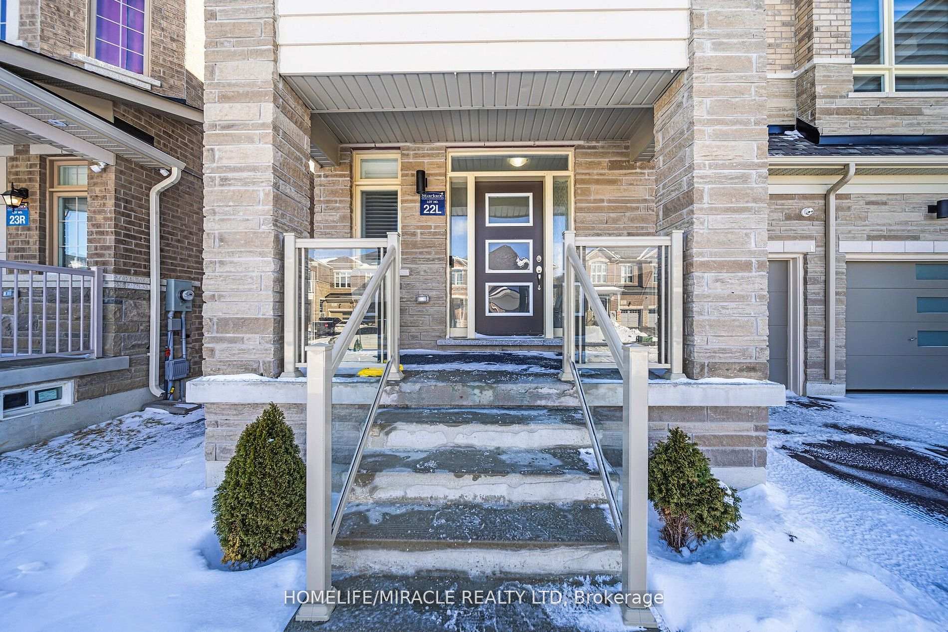 Photo 18 of 16 Mountain Heights Place, Hamilton, Waterdown — HOMEH