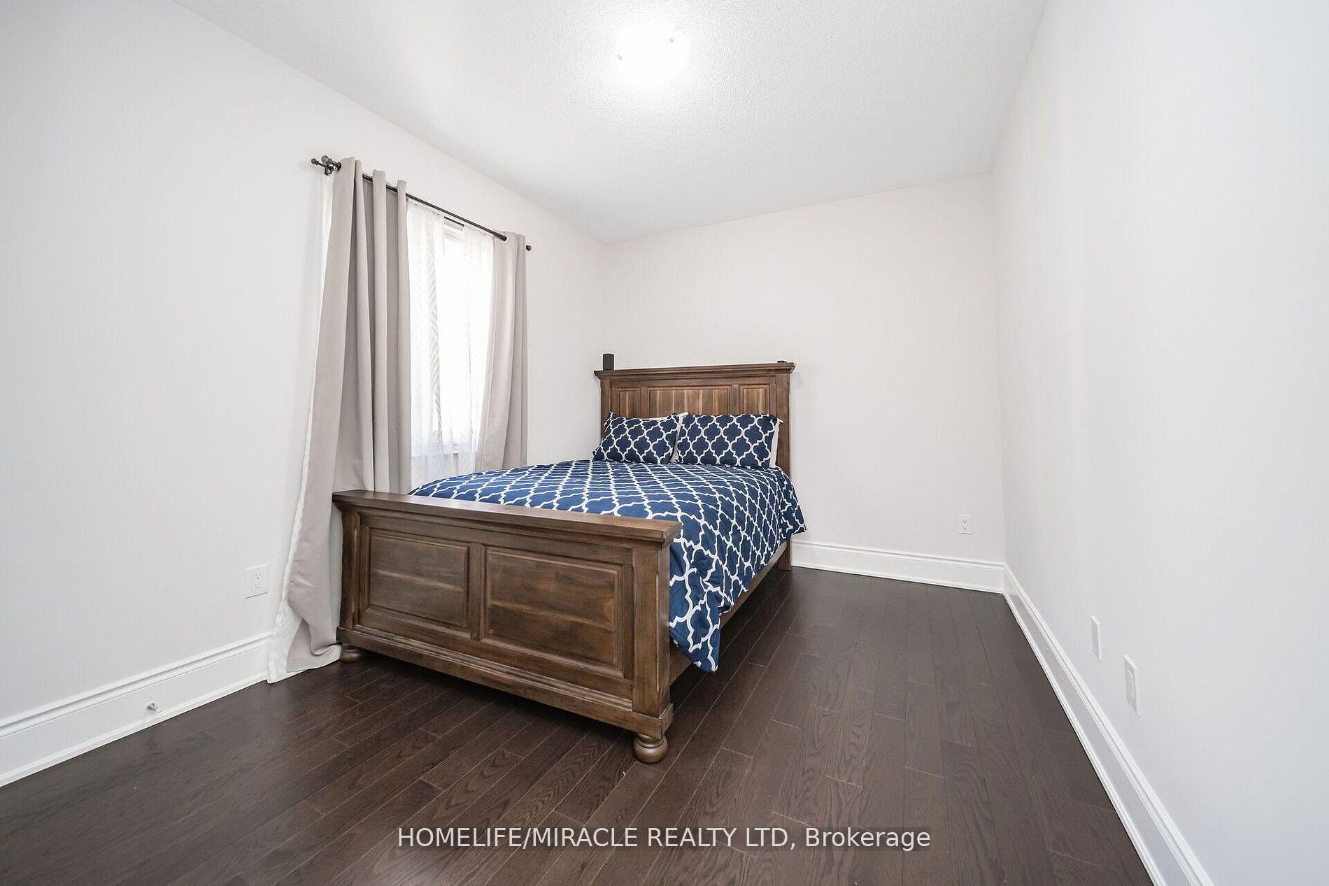 Photo 16 of 16 Mountain Heights Place, Hamilton, Waterdown — HOMEH